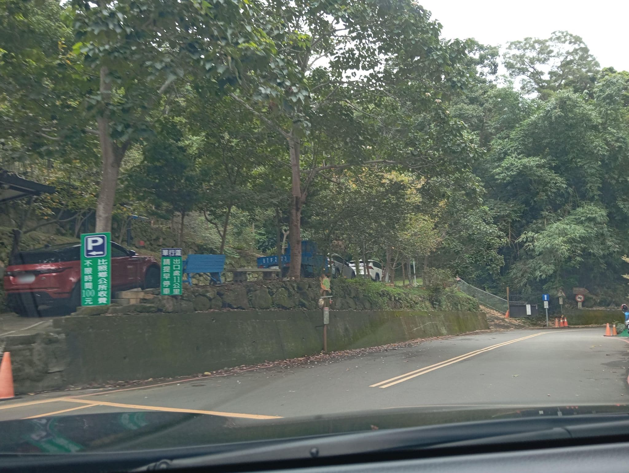 Street view near 向草語蟲 民宿, Xizhou — © hcyen (CC BY-SA · Mapillary)