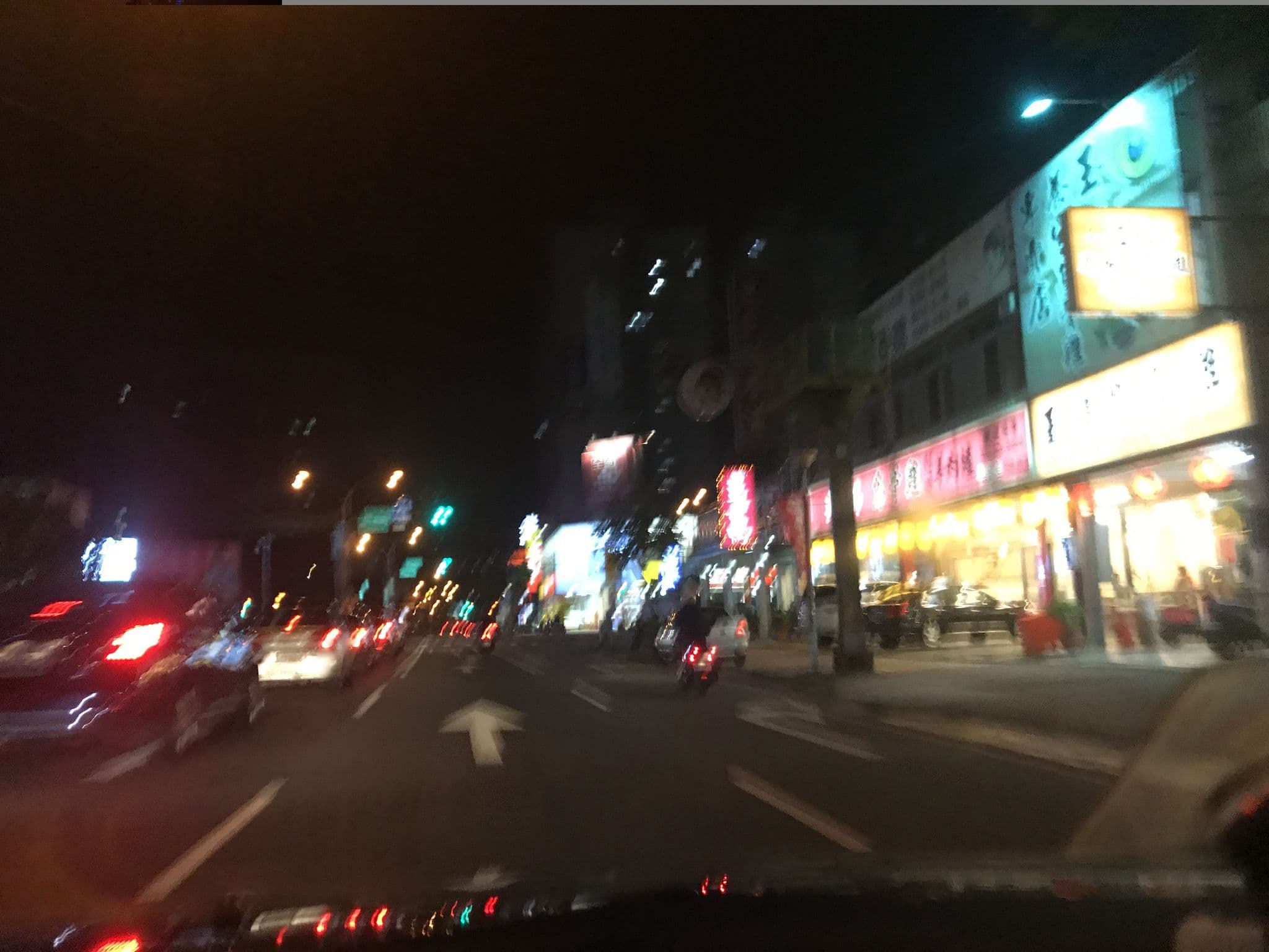 Street view near 丹尼爾SPA汽車旅館, Neili — © kevinkant (CC BY-SA · Mapillary)
