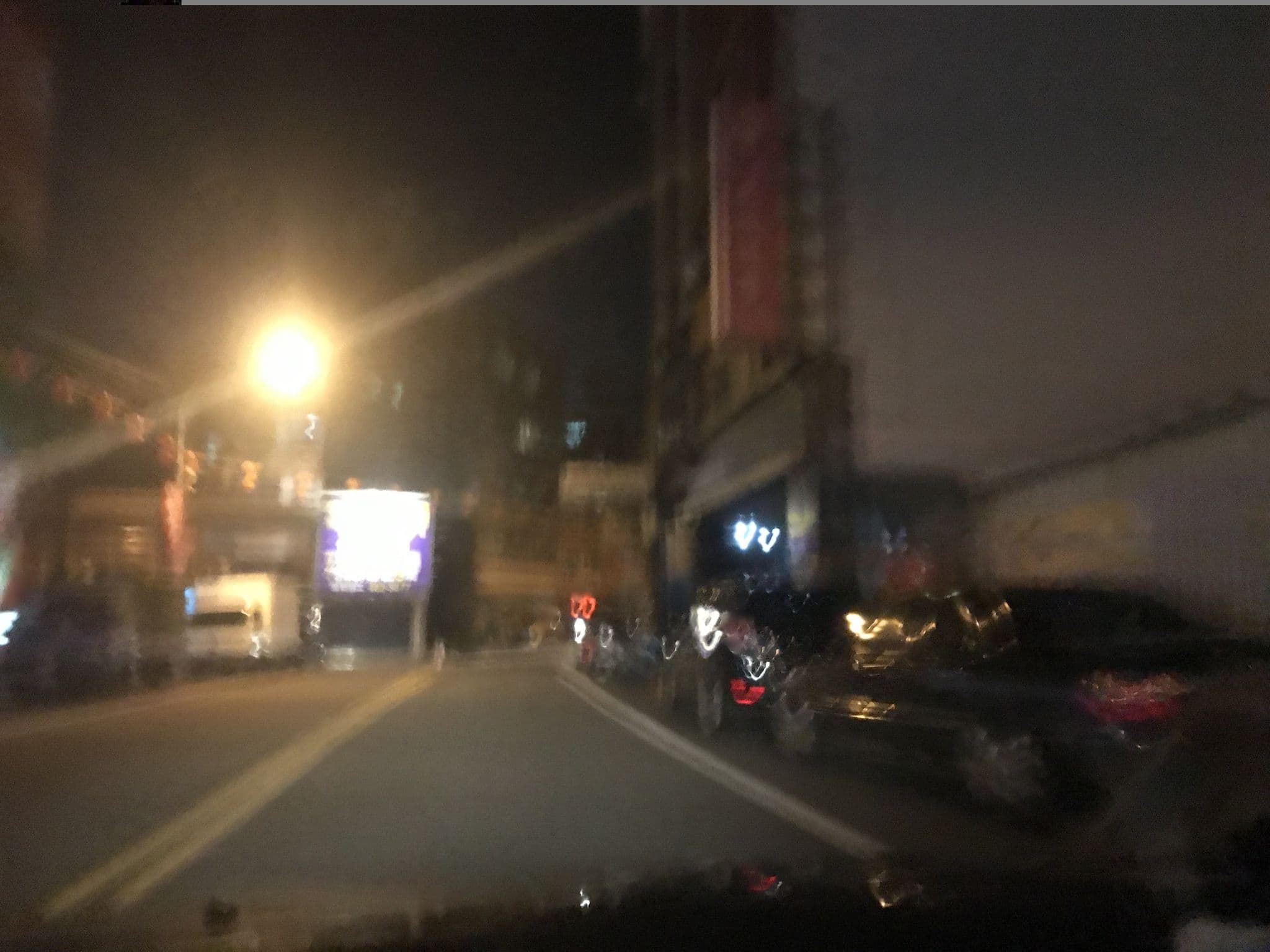 Street view near All-ur Chain Boutique Motel, Neili — © kevinkant (CC BY-SA · Mapillary)