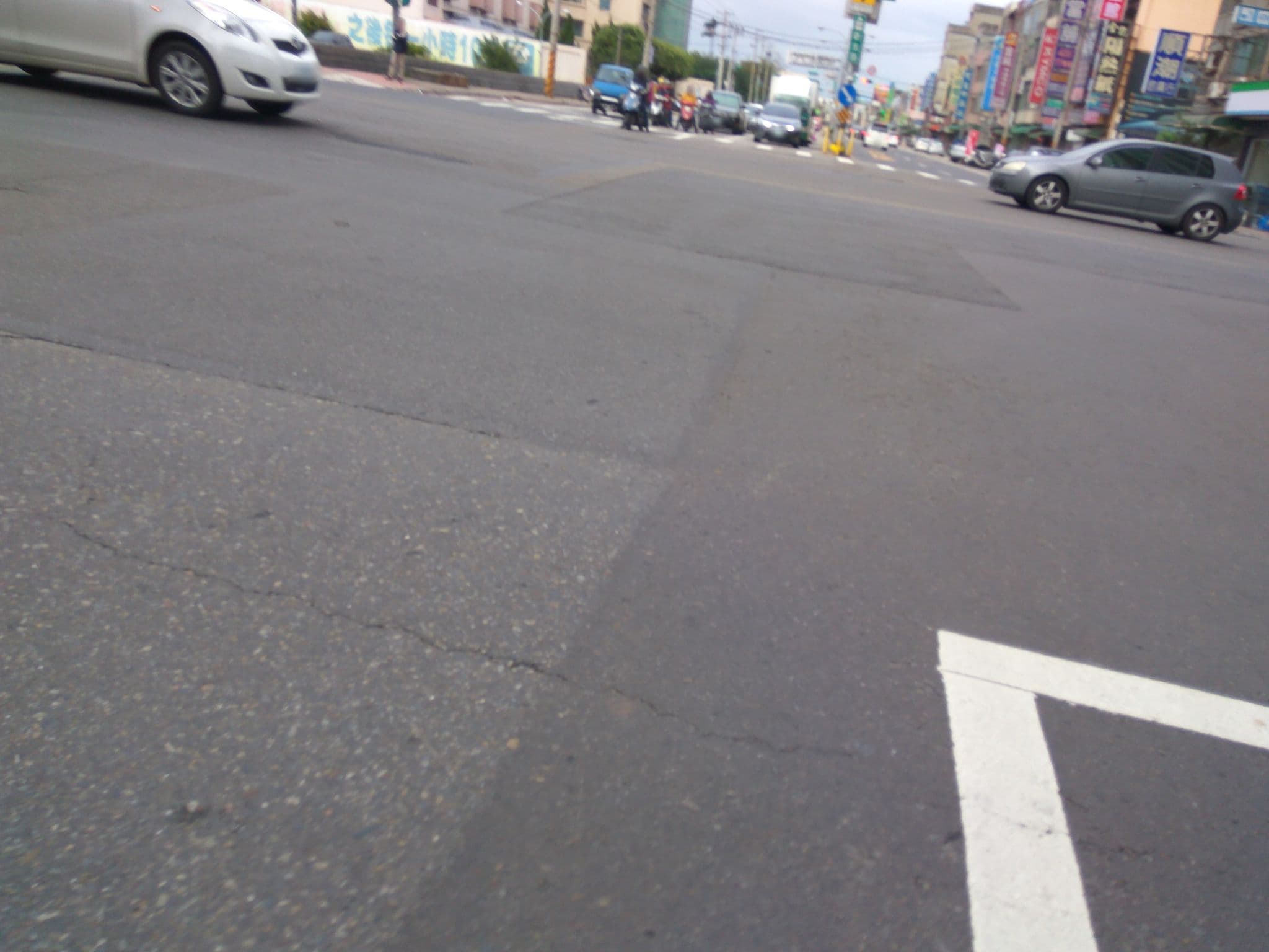 Street view near 合歡汽車旅館, Neili — © tzu_yun (CC BY-SA · Mapillary)