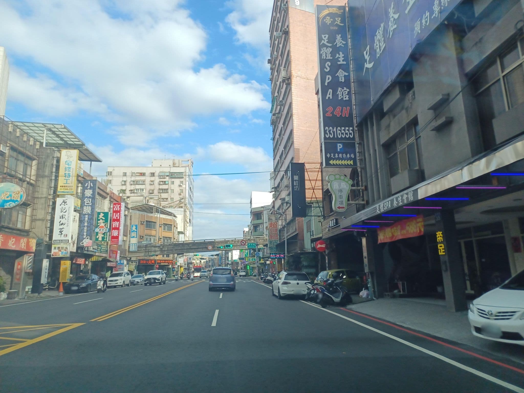 Street view near 富貴賓館, Taoyuan — © lisbethw1130 (CC BY-SA · Mapillary)