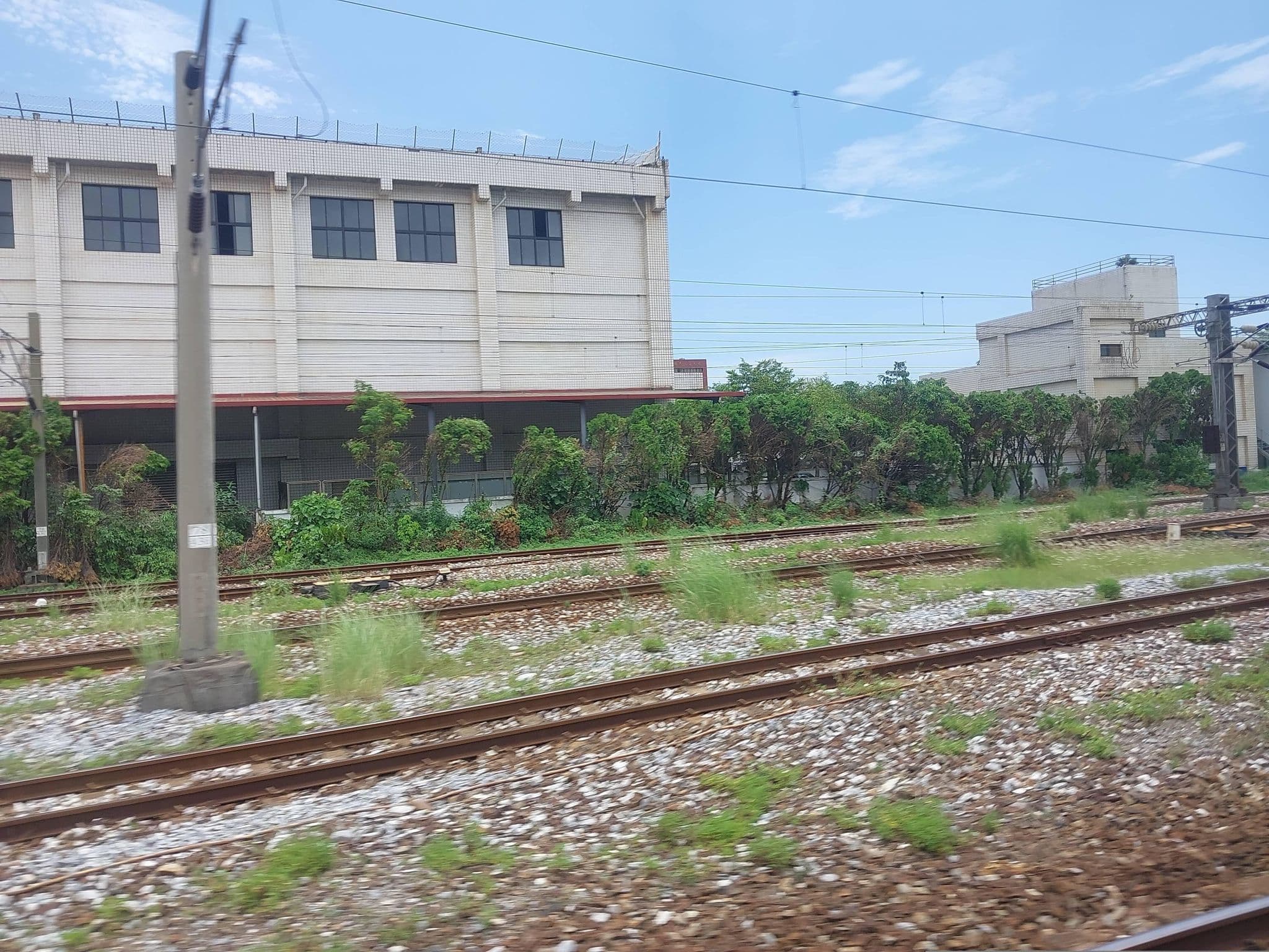 Street view near 美崙溪畔, Hualien City — © ChenJJ (CC BY-SA · Mapillary)