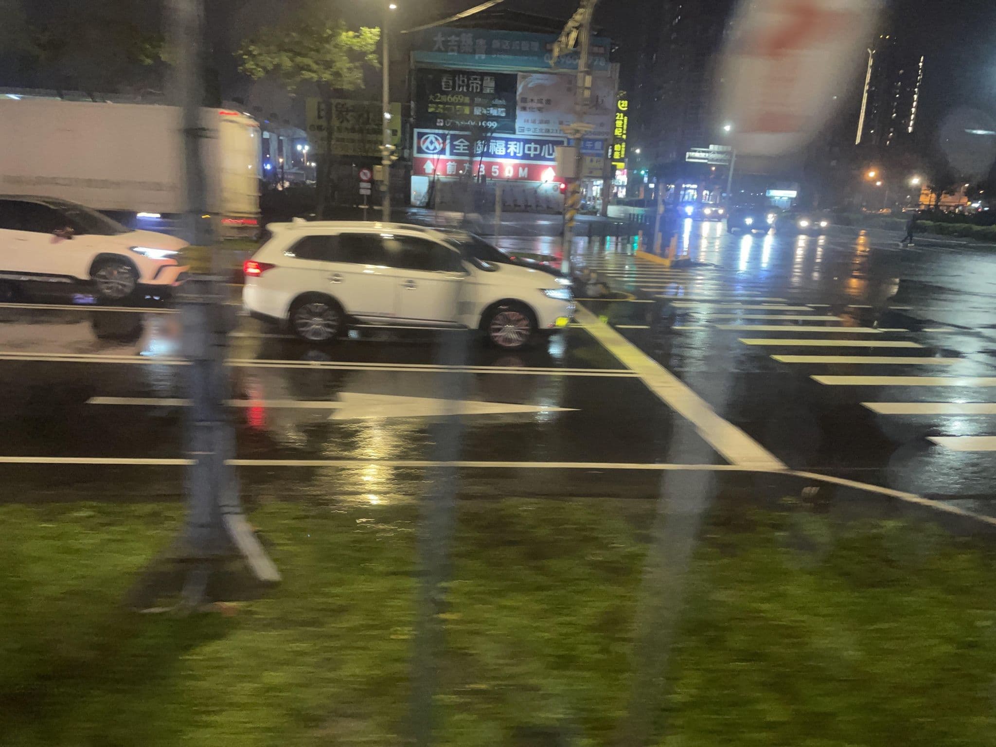 Street view near 羅東QK, Yilan — © ChenJJ (CC BY-SA · Mapillary)