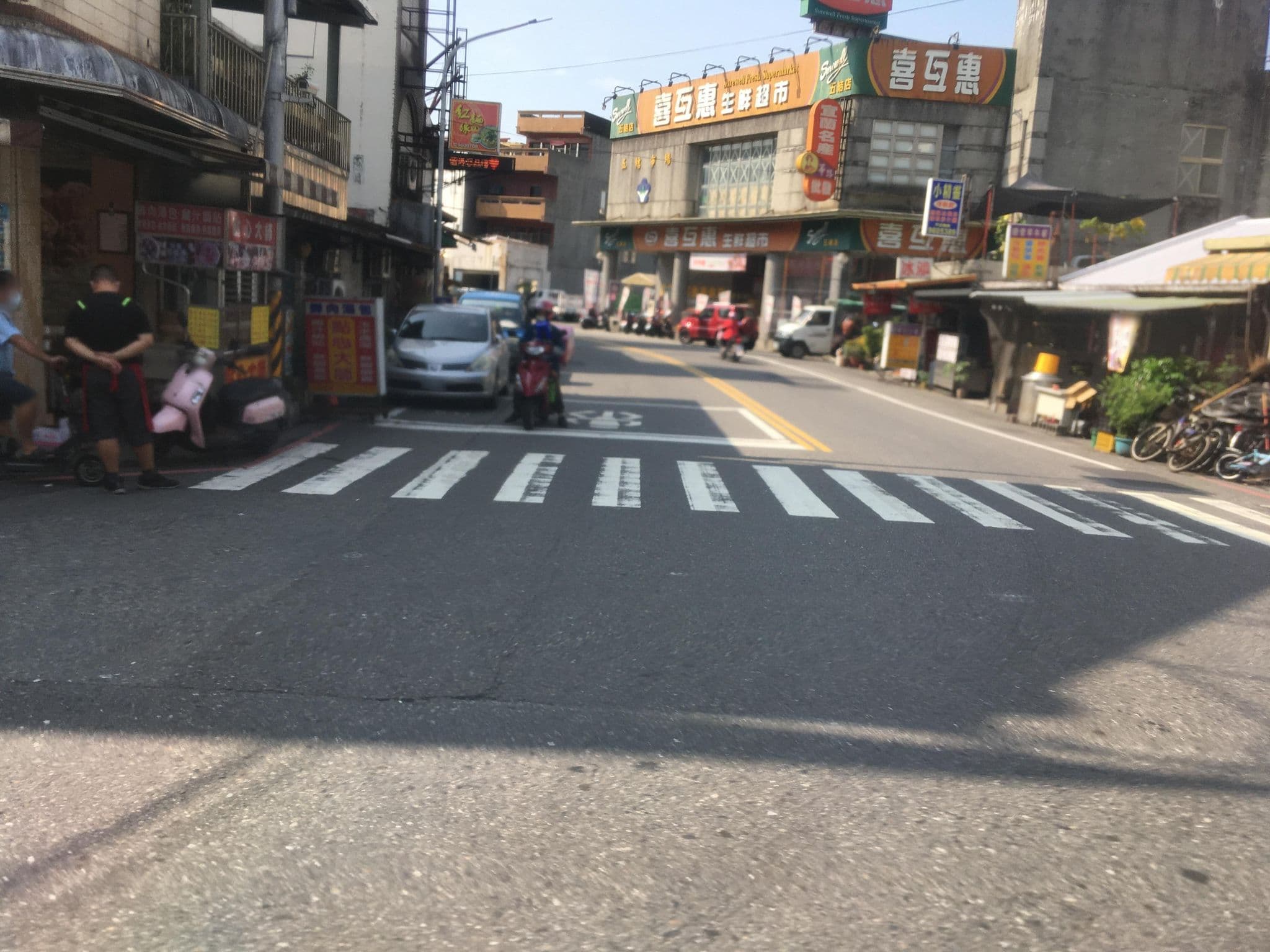 Street view near 國民宿舍, Yilan — © ChenJJ (CC BY-SA · Mapillary)