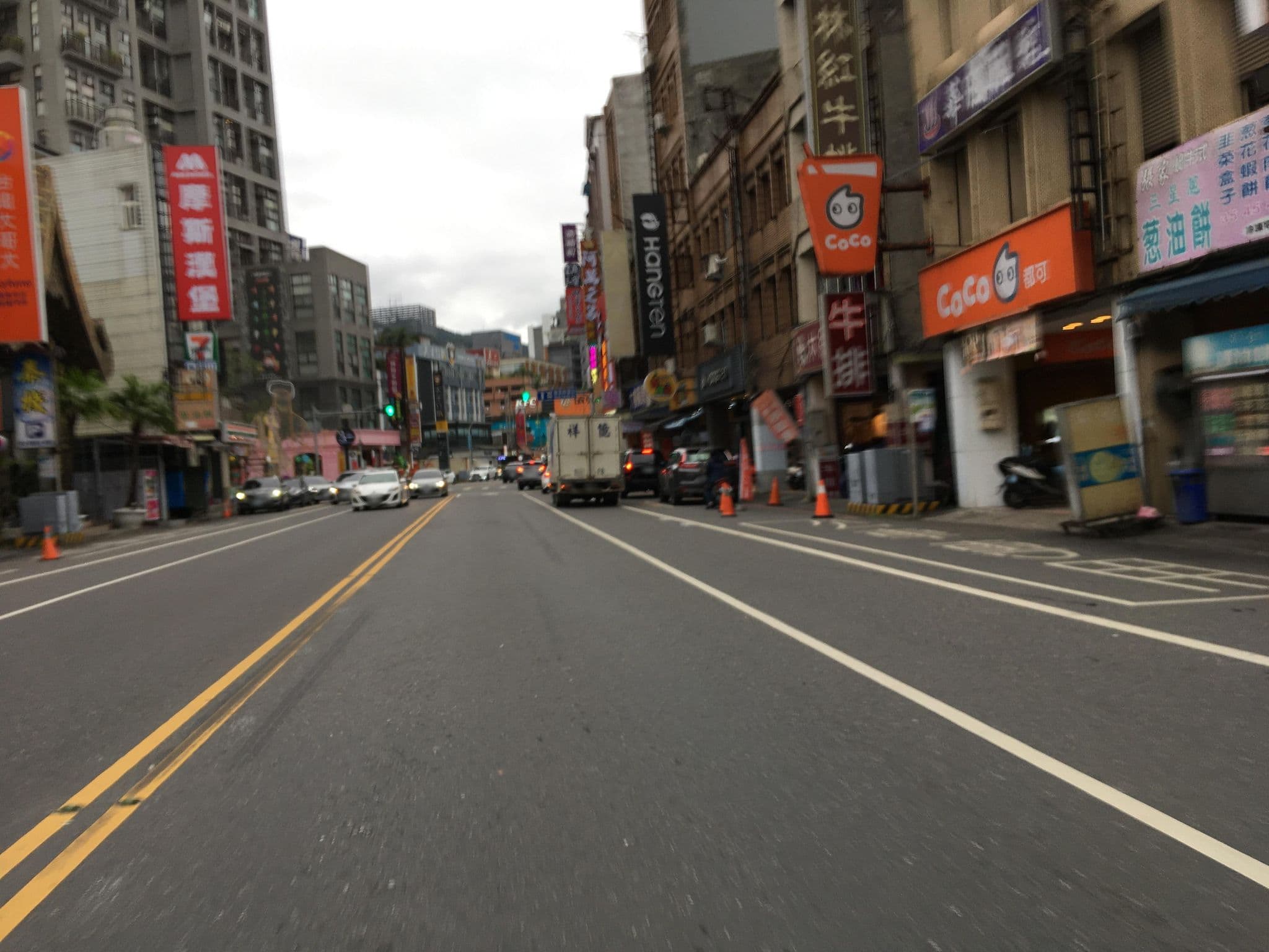 Street view near 華欣旅館, Yilan — © ChenJJ (CC BY-SA · Mapillary)