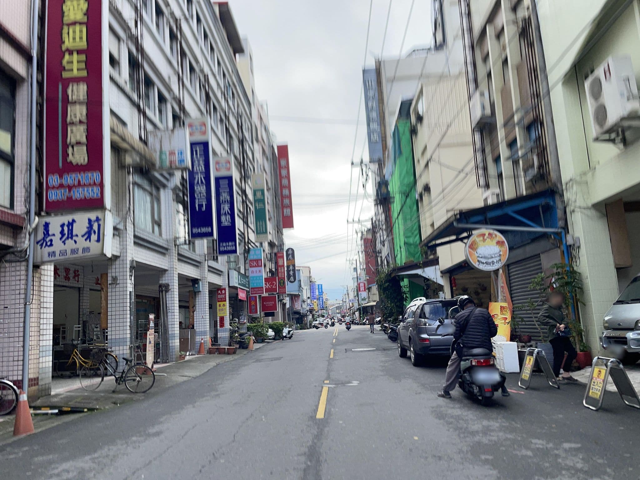 Street view near 山水商務飯店 Sun Sweet Hotel, Yilan — © ChenJJ (CC BY-SA · Mapillary)