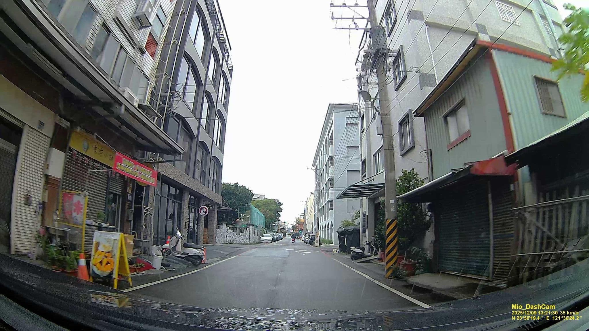 Street view near 花蓮縣公教會館, Hualien City — © hcyen (CC BY-SA · Mapillary)