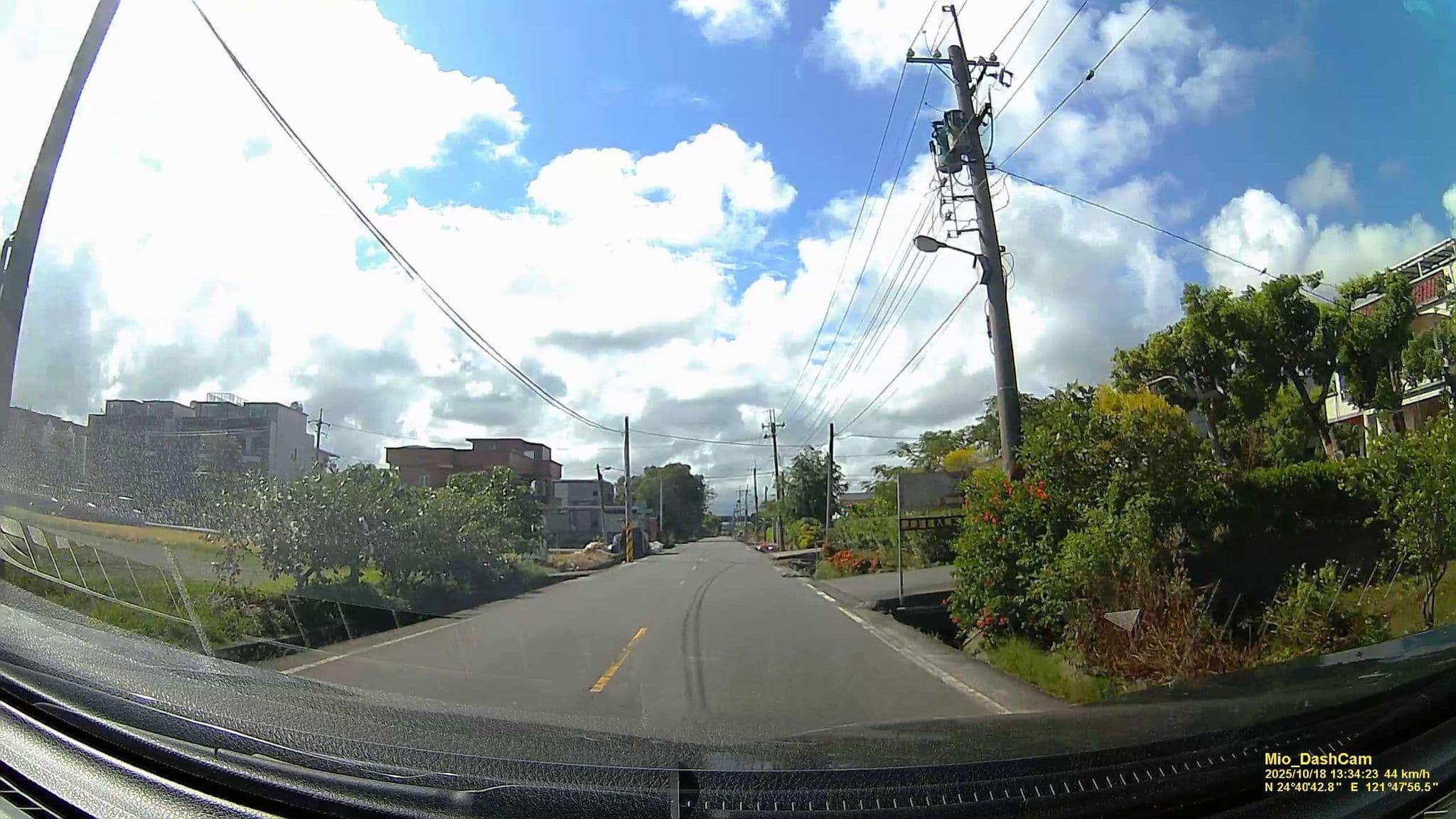 Street view near 渾然居原木民宿, Yilan — © hcyen (CC BY-SA · Mapillary)