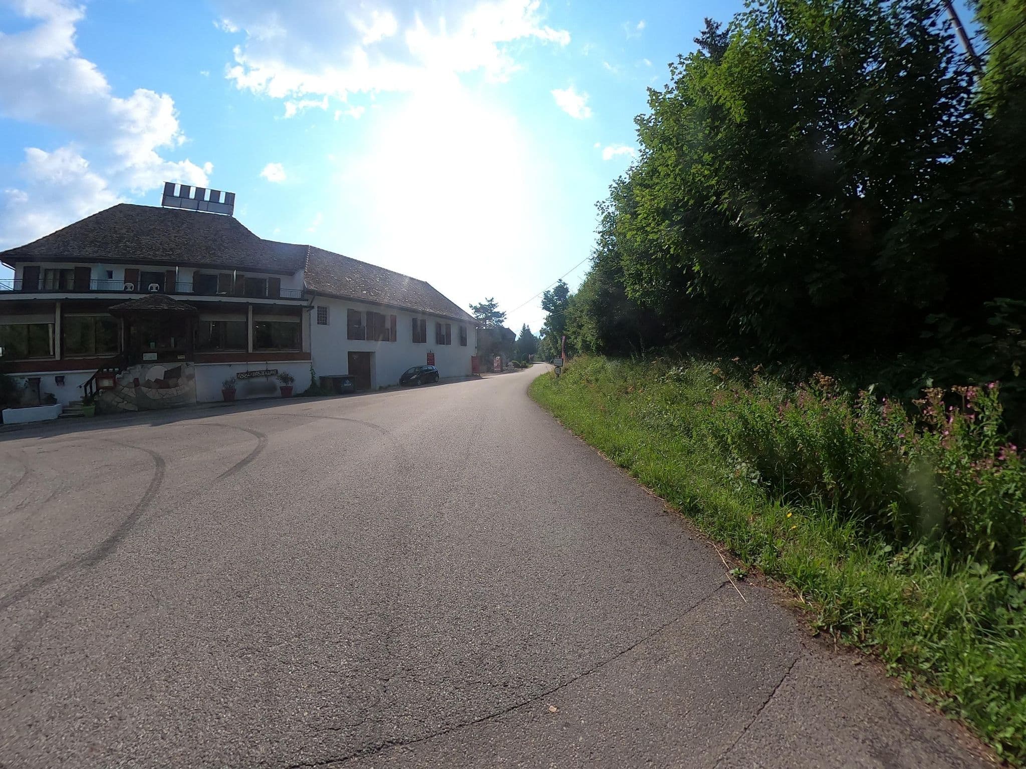 Street view near Hôtel restaurant Le traîneau, Mens — © eric_s (CC BY-SA · Mapillary)