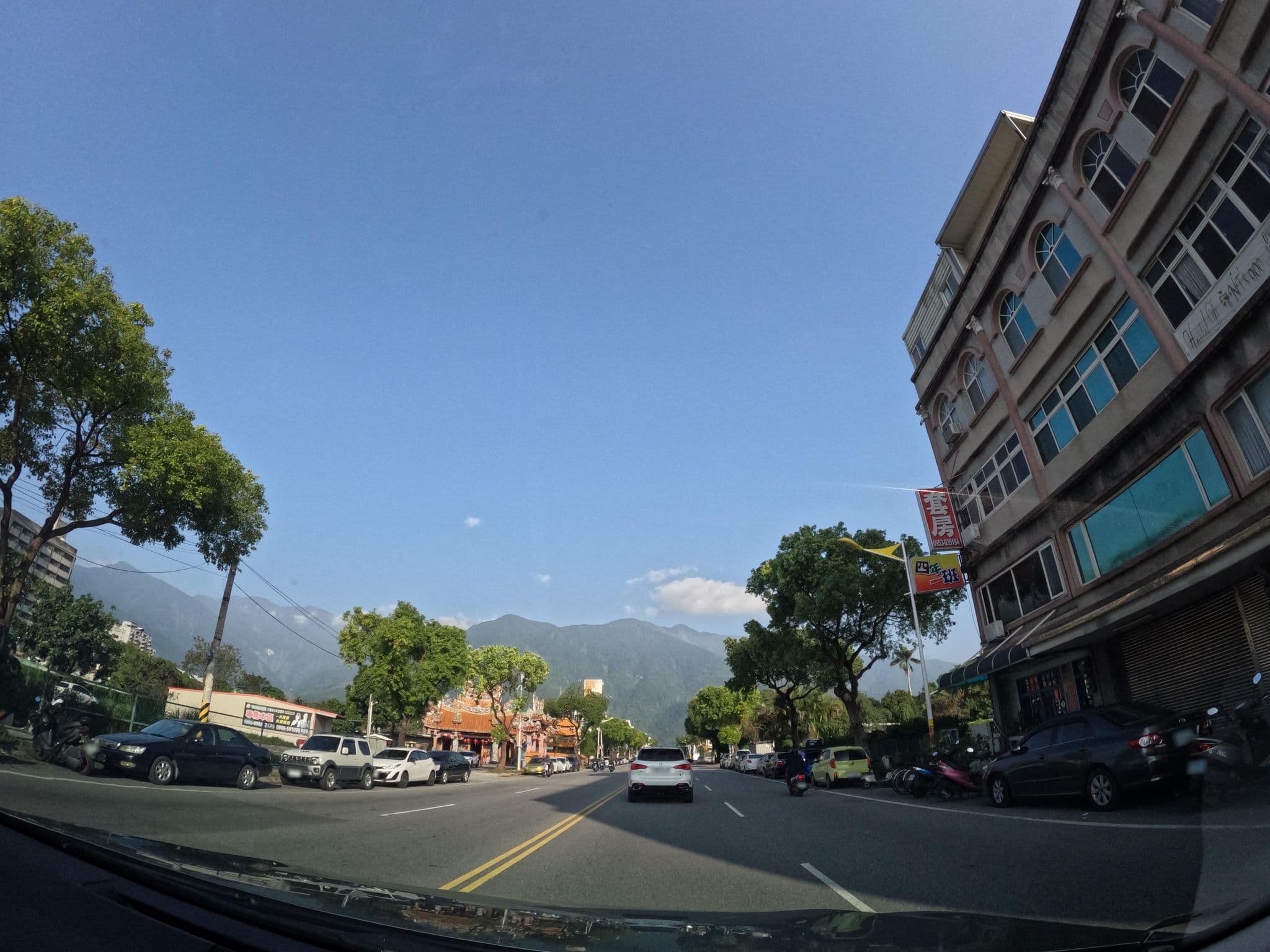Street view near 翔翔民宿, Hualien City — © littlebtc (CC BY-SA · Mapillary)