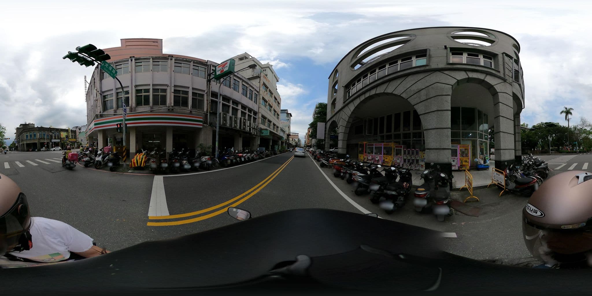 Street view near 阡碩大飯店, Yilan — © lisbethw1130 (CC BY-SA · Mapillary)