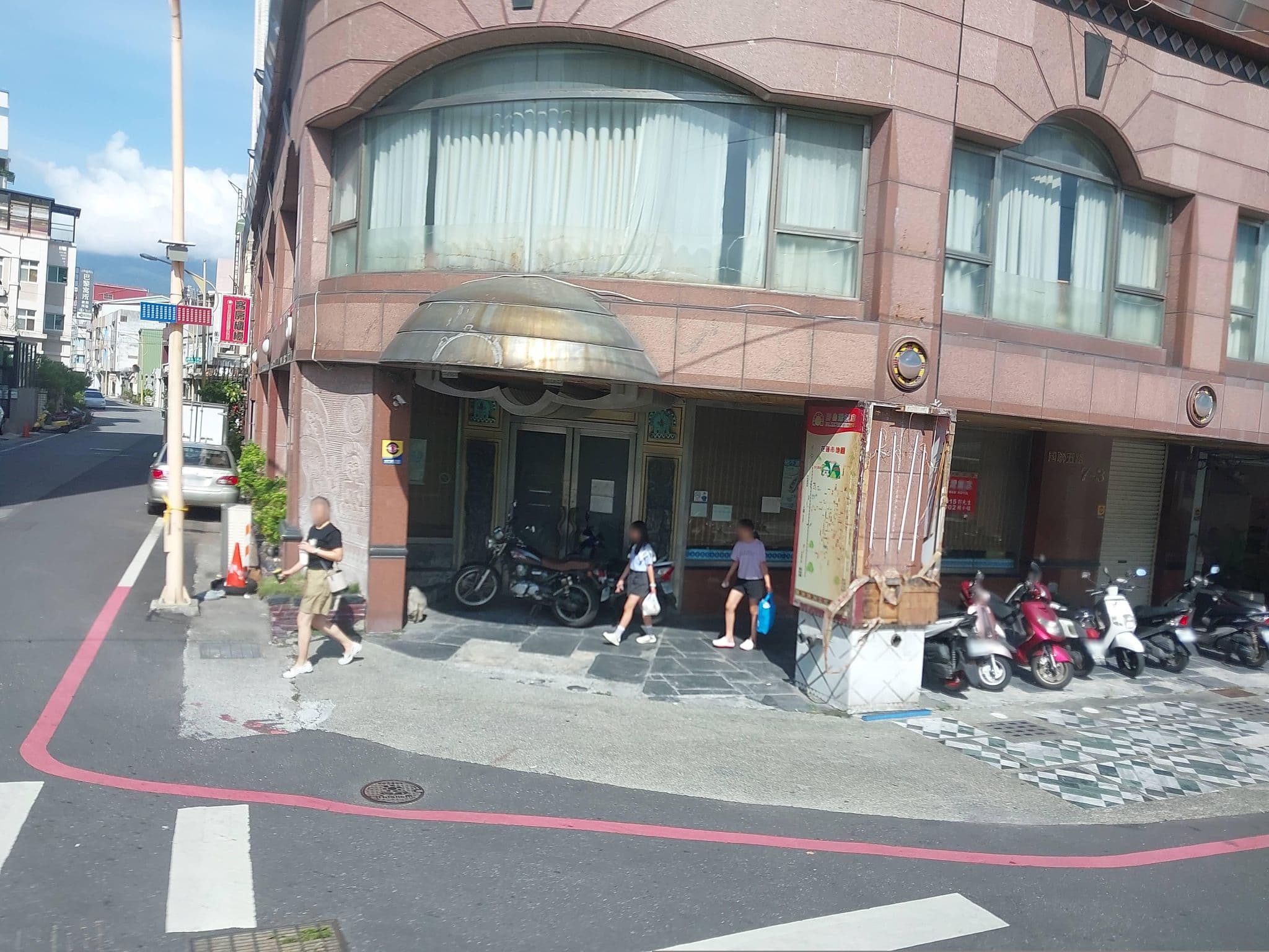 Street view near Cozy 無印良居-人文風格旅宿, Hualien City — © ChenJJ (CC BY-SA · Mapillary)