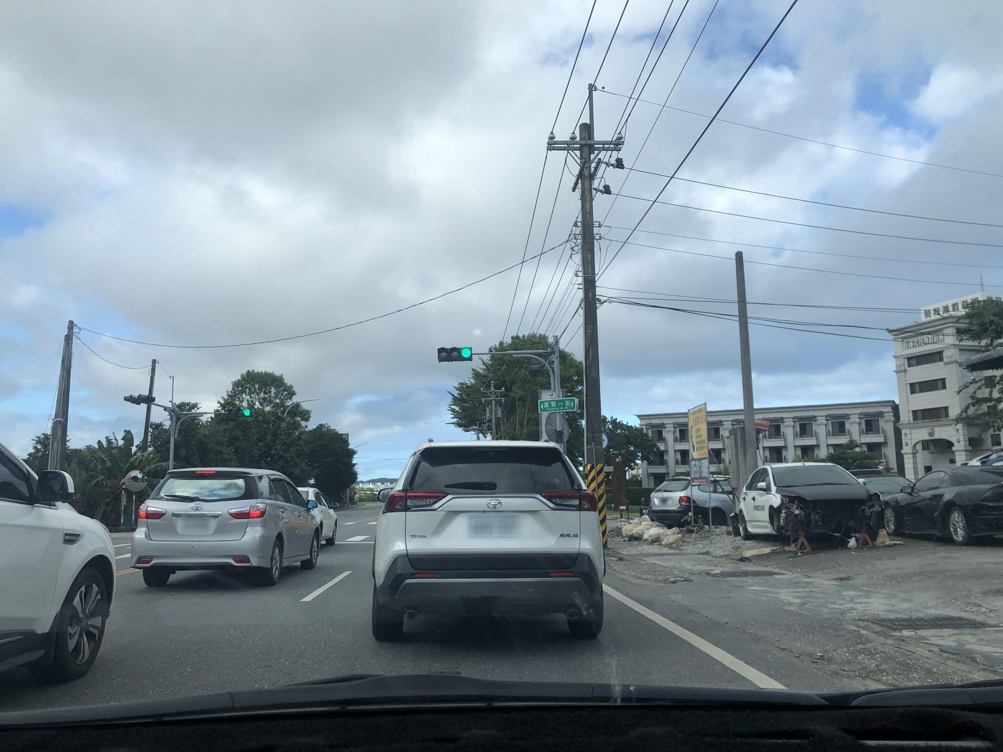 Street view near 函園, Hualien City — © monica_migu (CC BY-SA · Mapillary)