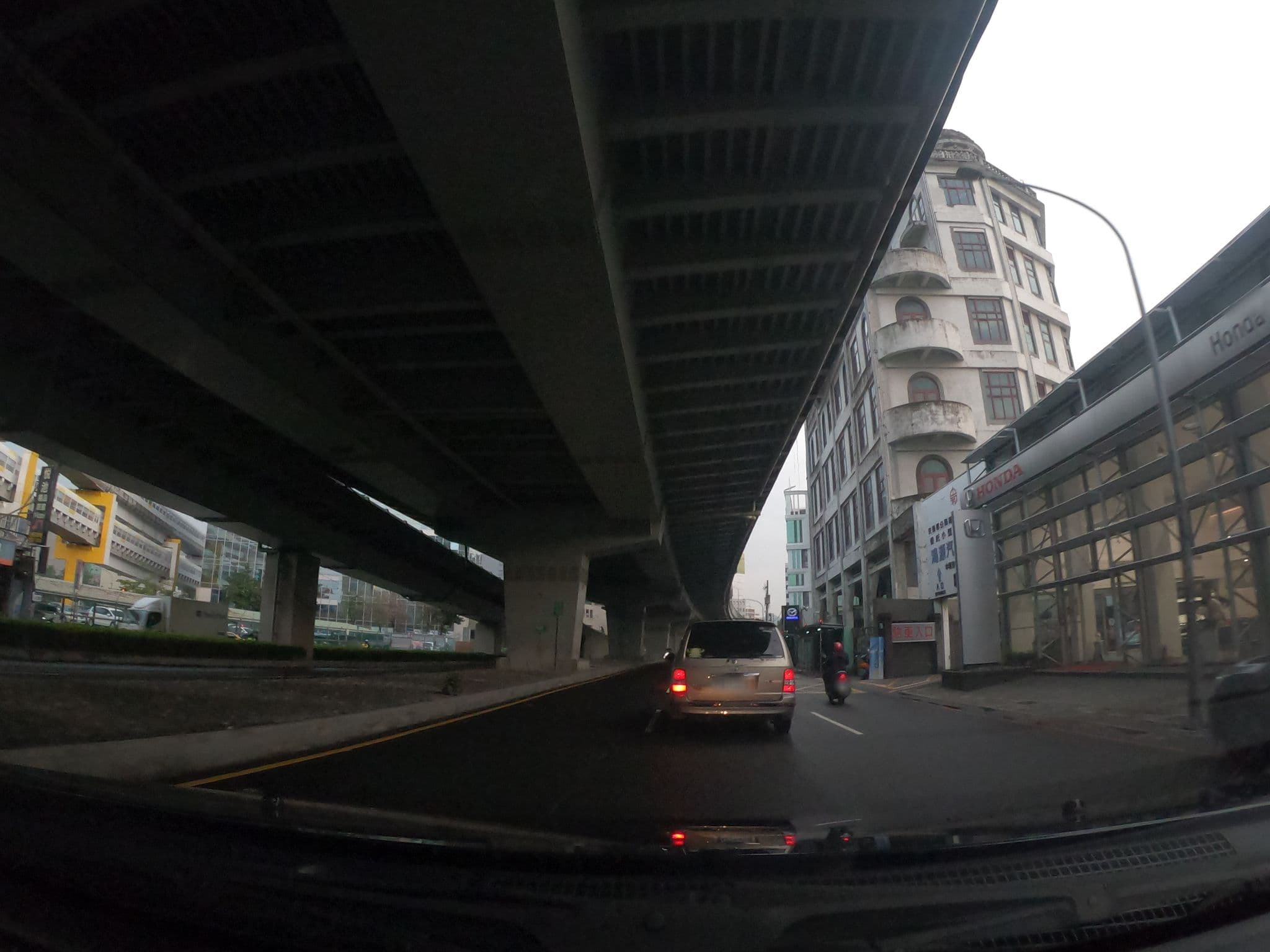 Street view near 悅池精品旅館, Banqiao — © heretpe2019 (CC BY-SA · Mapillary)