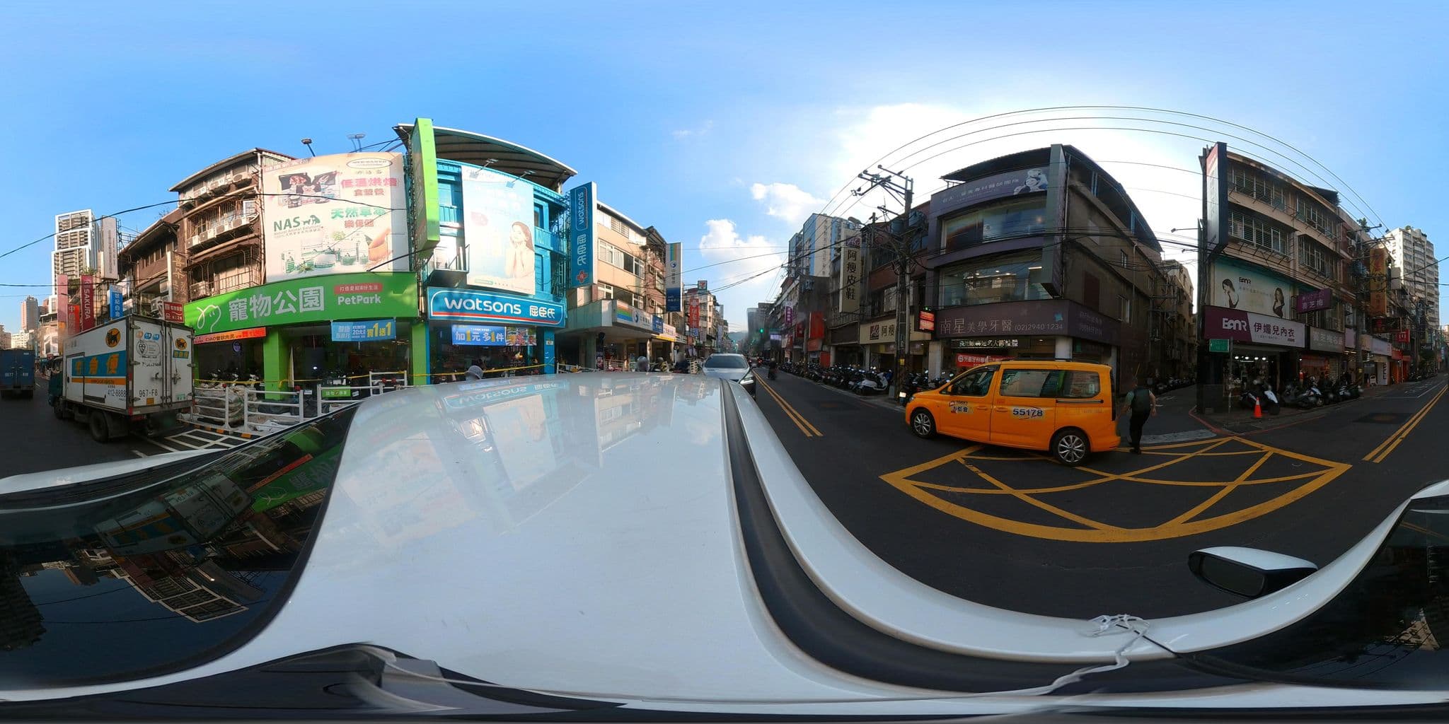 Street view near 興南旅社, Banqiao — © irvinfly (CC BY-SA · Mapillary)