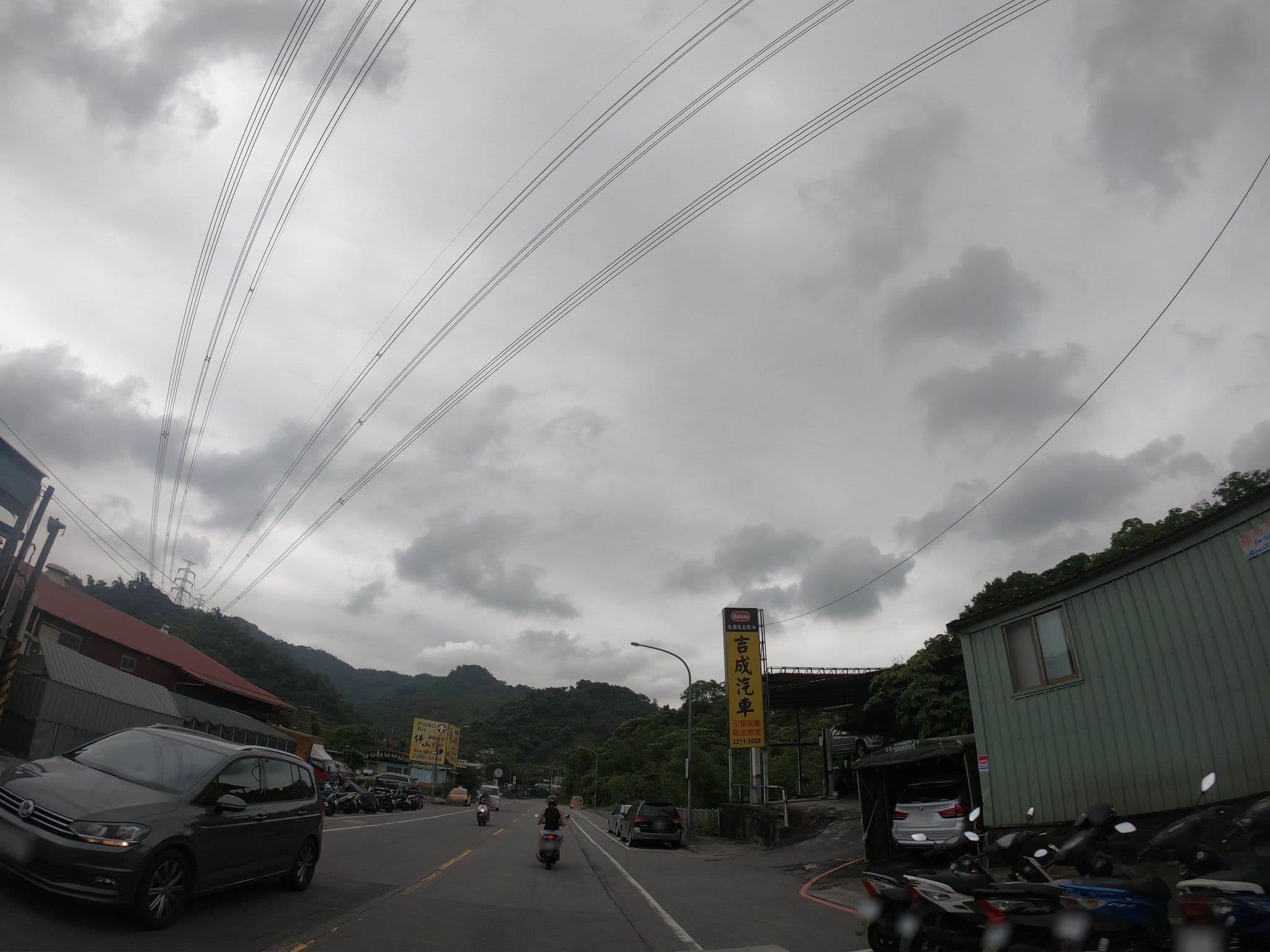 Street view near 車子路, Banqiao — © heretpe2019 (CC BY-SA · Mapillary)