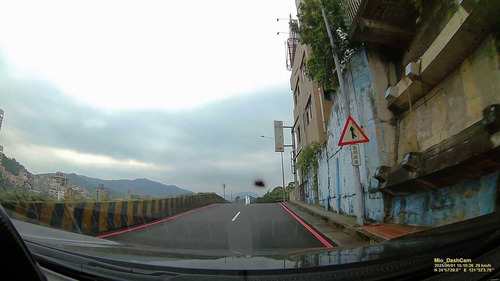 Street view near 涵碧莊旅社, Banqiao — © hcyen (CC BY-SA · Mapillary)