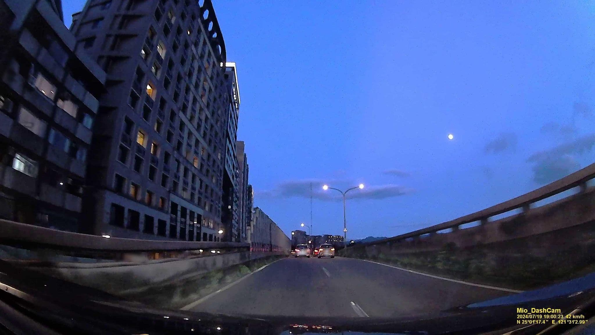 Street view near 碧園旅社, Taipei — © hcyen (CC BY-SA · Mapillary)