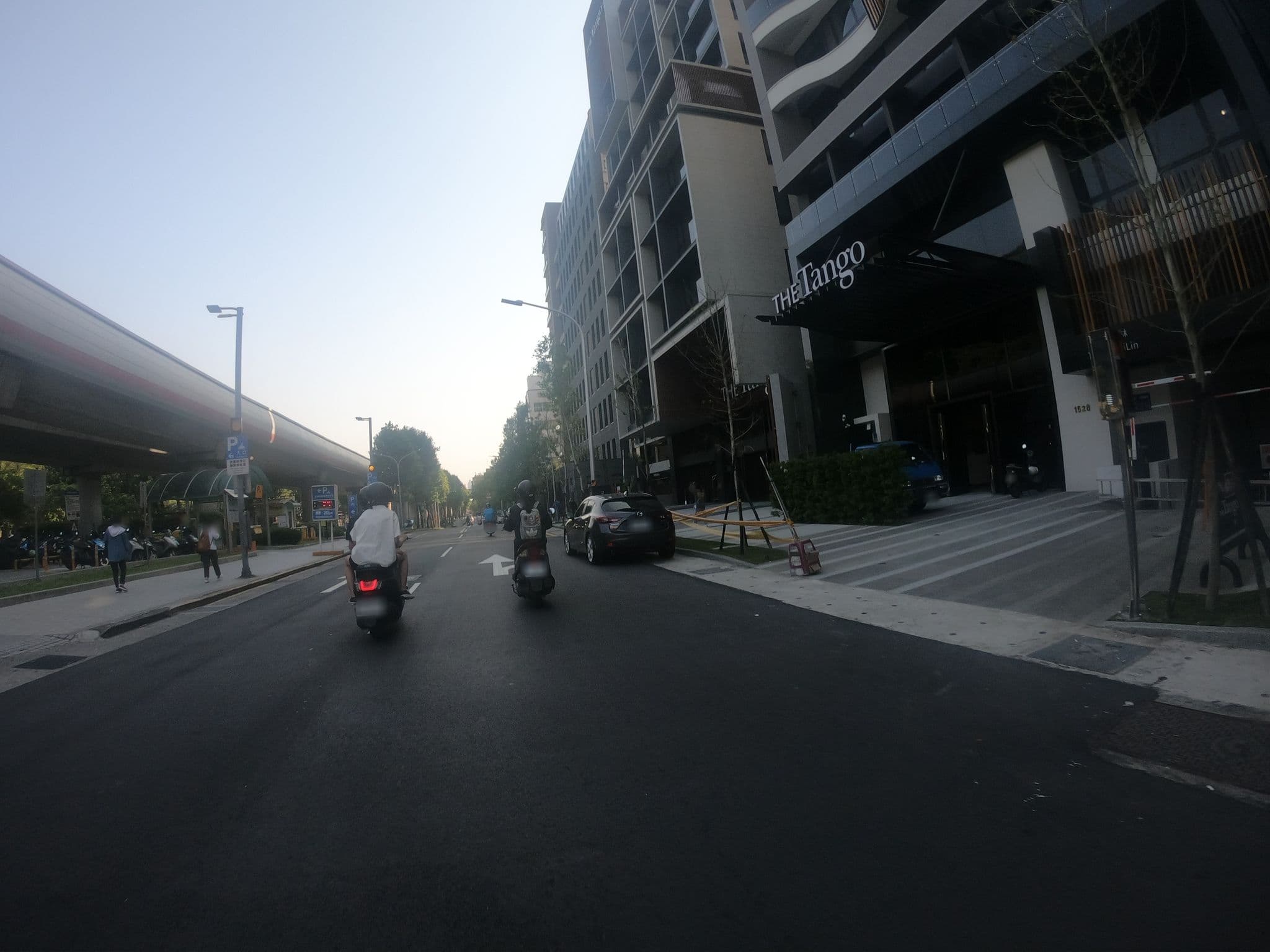 Street view near Tango Inn Taipei JiHe 天雲旅棧, Taipei — © heretpe2019 (CC BY-SA · Mapillary)