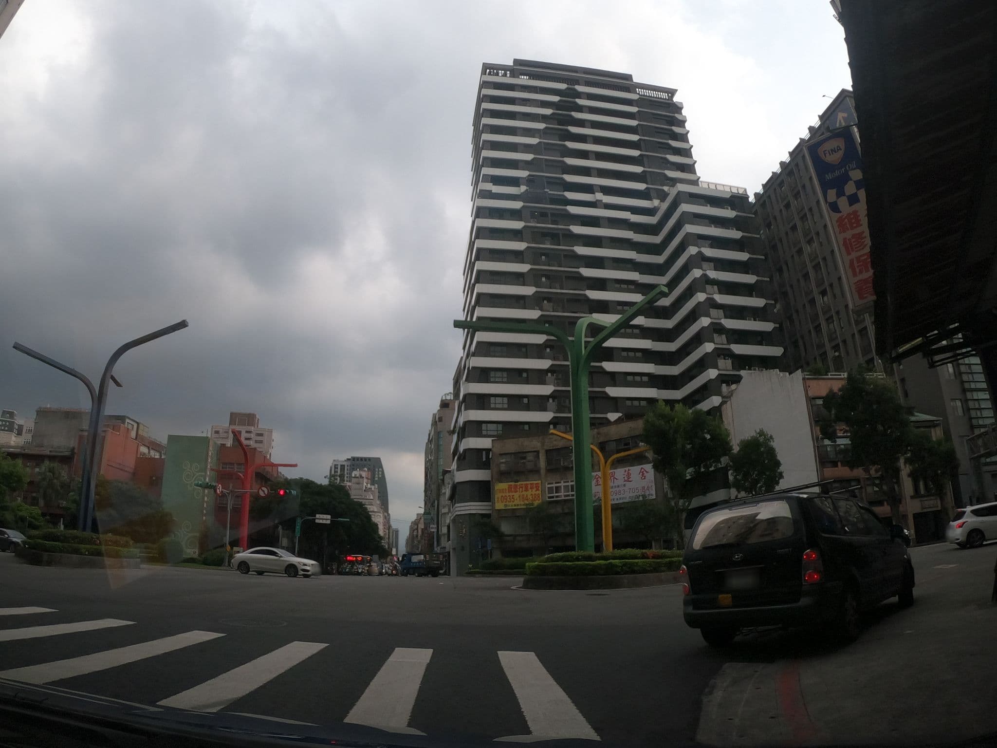 Street view near 綺樂旅店, Taipei — © heretpe2019 (CC BY-SA · Mapillary)