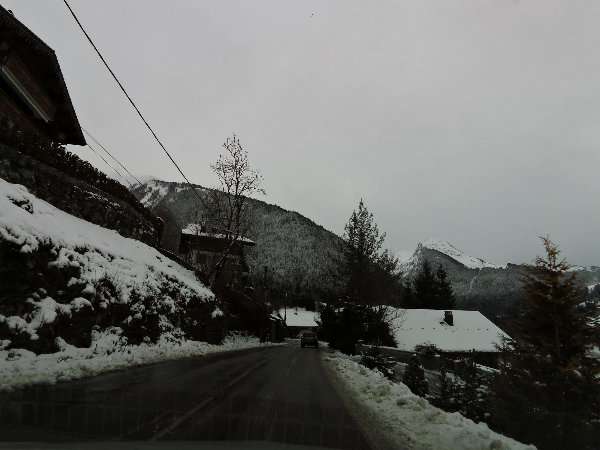 Street view near Arnica, Morzine — © legrandblond (CC BY-SA · Mapillary)