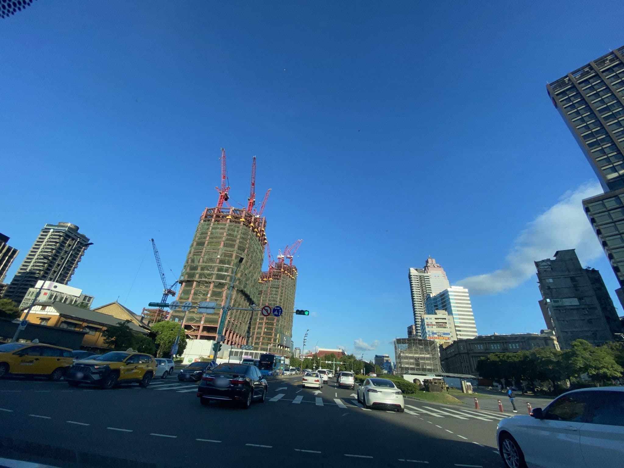 Street view near 有間客棧, Taipei — © irvinfly (CC BY-SA · Mapillary)