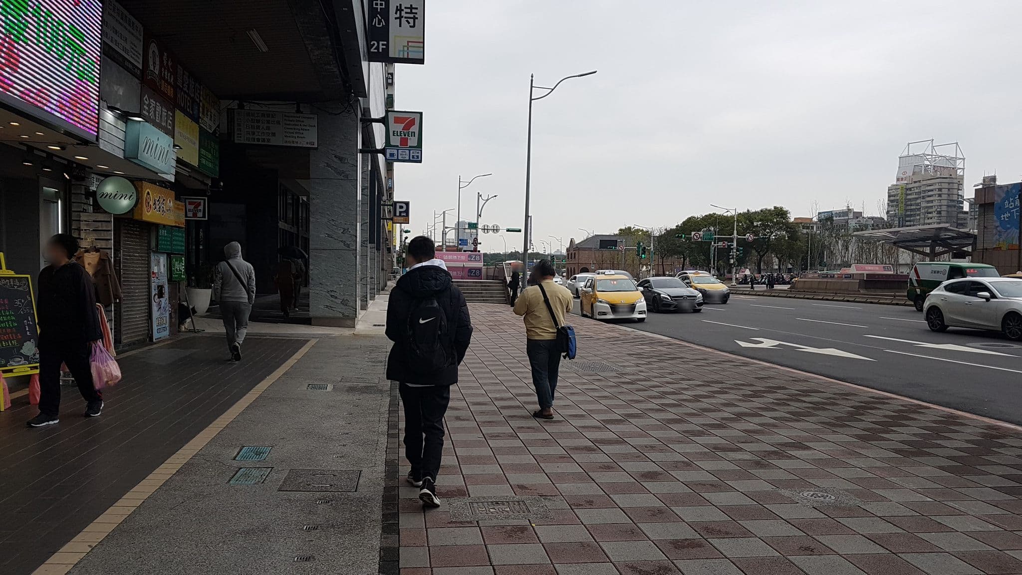 Street view near 新站旅店 NewStay Inn, Taipei — © supaplex (CC BY-SA · Mapillary)