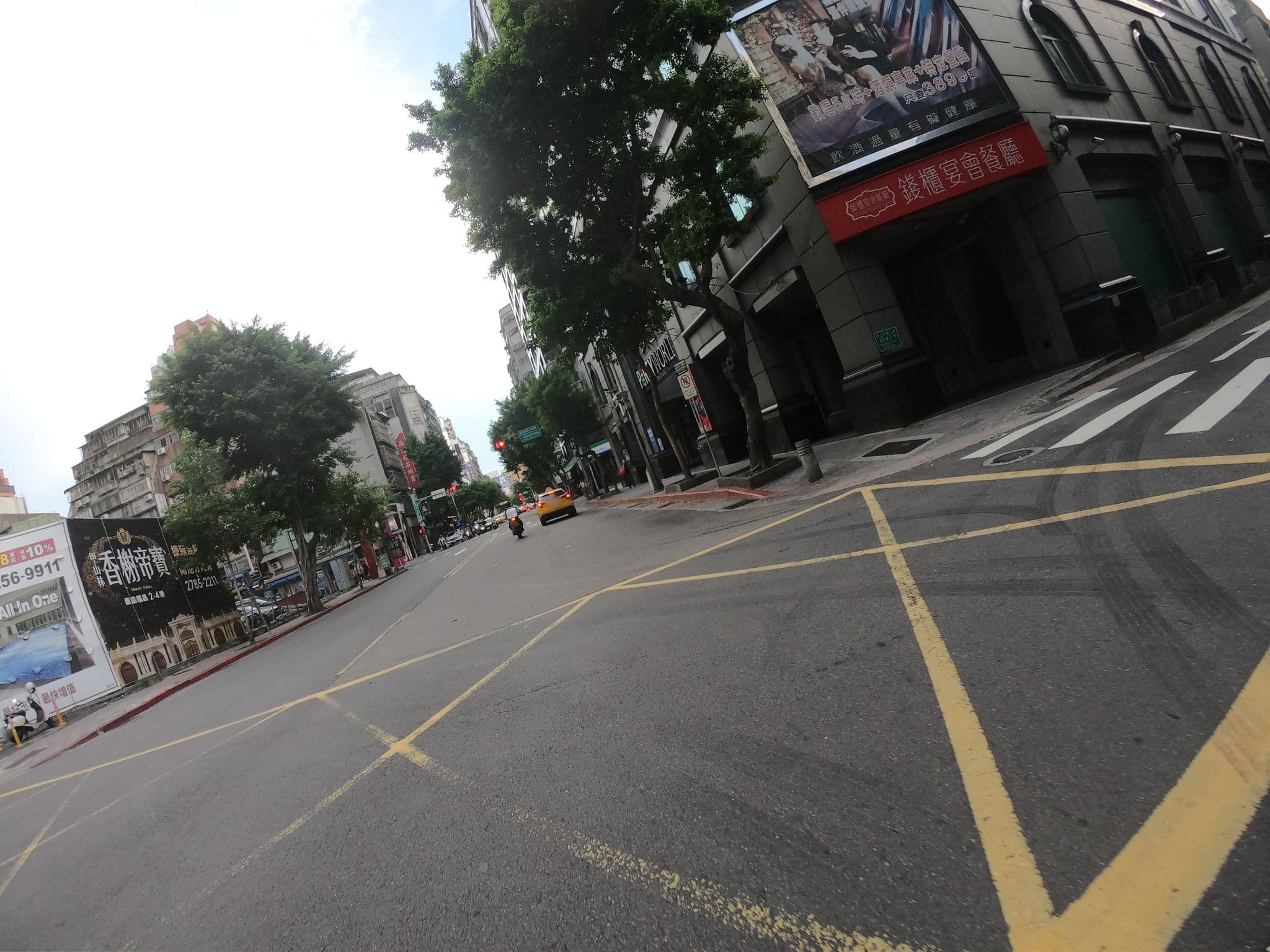 Street view near 鴨川旅館, Taipei — © heretpe2019 (CC BY-SA · Mapillary)