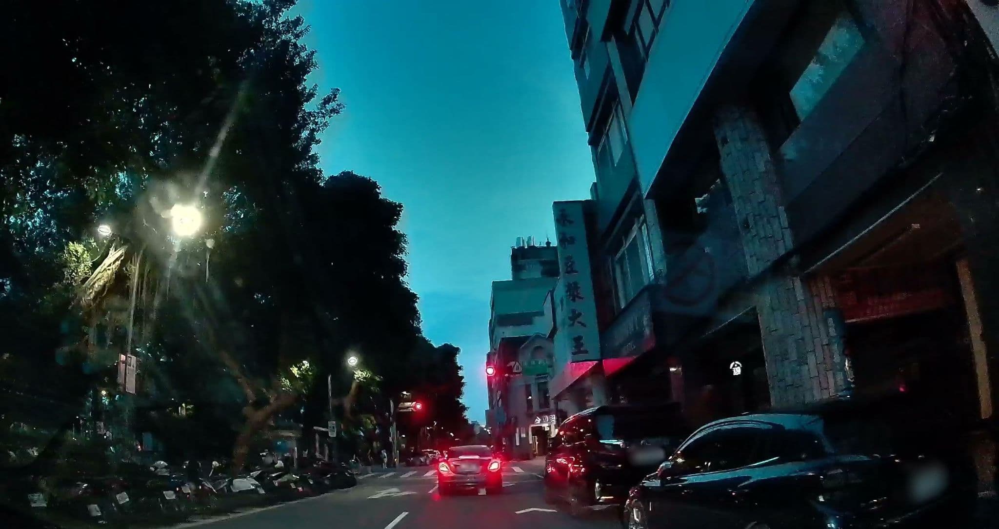 Street view near Backpackers Inn 貝殼窩青年旅社, Taipei — © irvinfly (CC BY-SA · Mapillary)