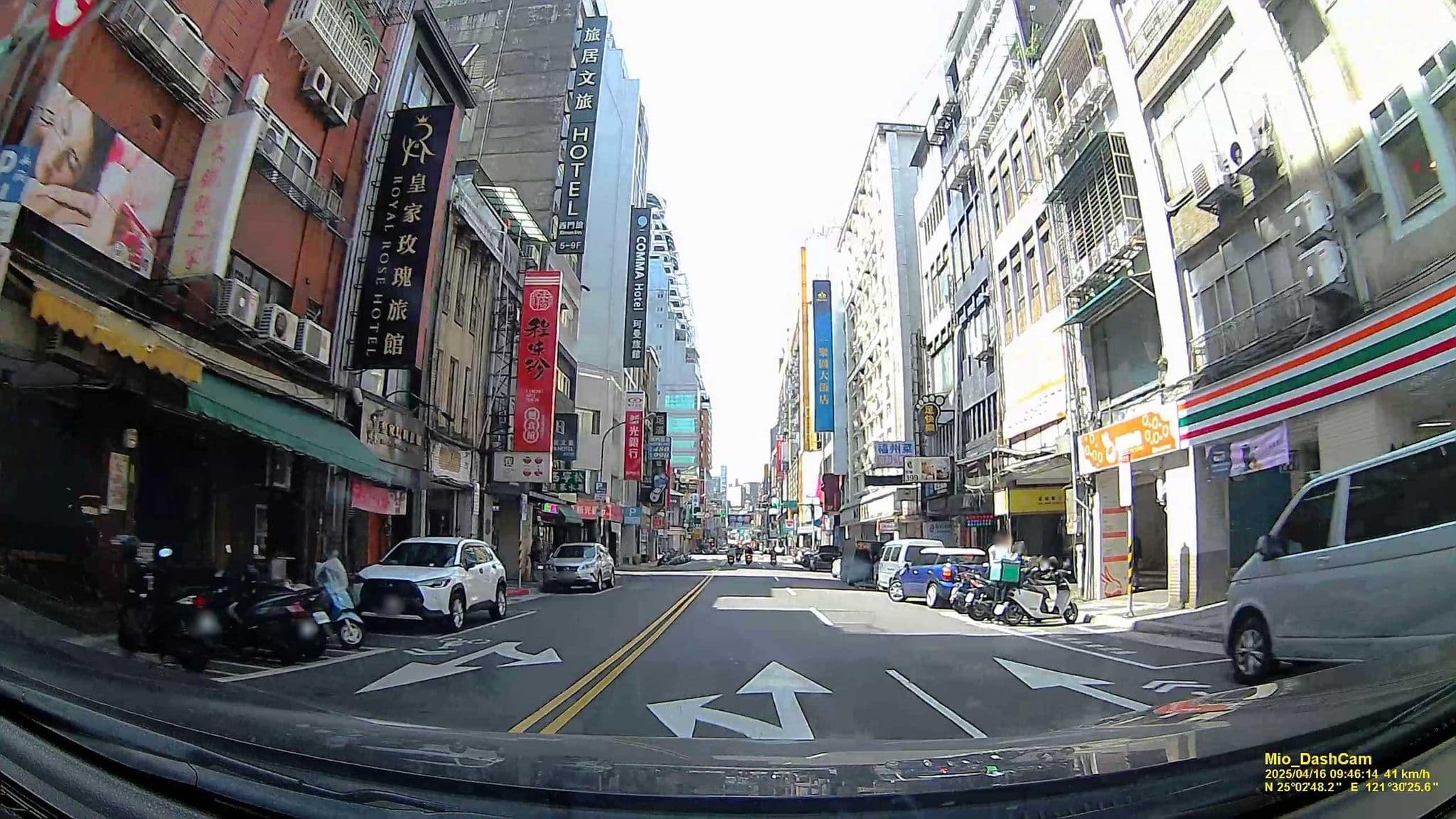 Street view near 好地方旅館, Taipei — © hcyen (CC BY-SA · Mapillary)