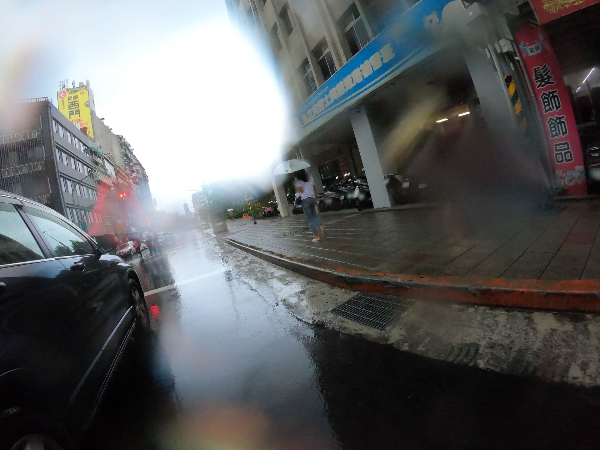 Street view near Galaxy Mini Inn hotel, Taipei — © heretpe2019 (CC BY-SA · Mapillary)