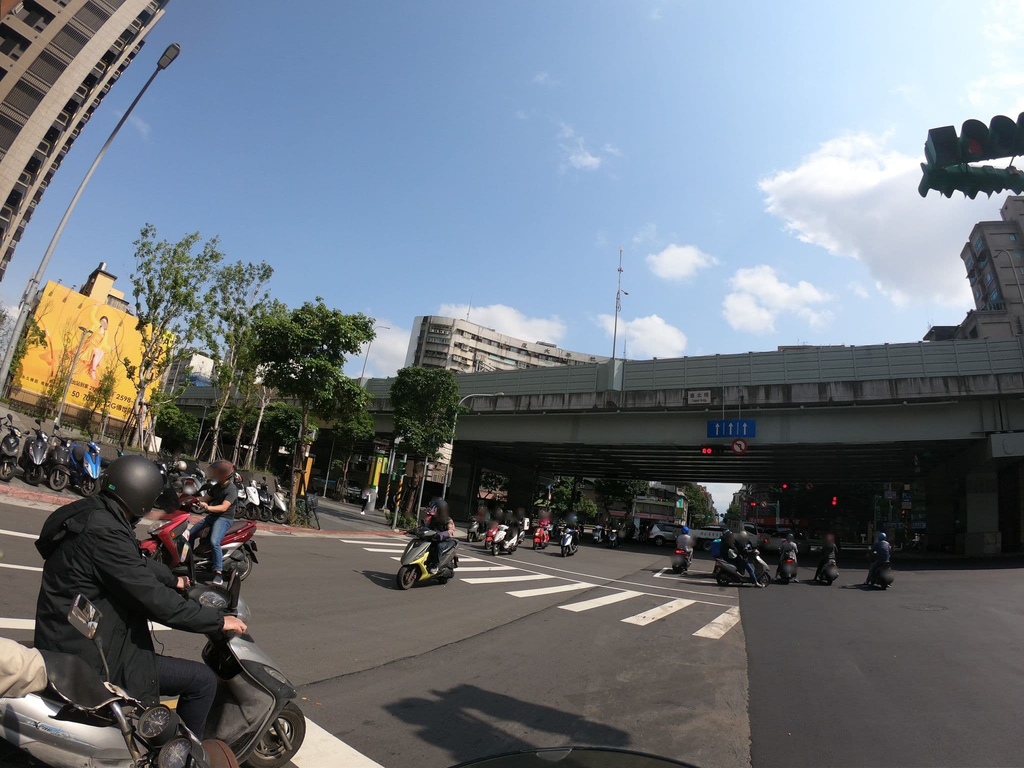 Street view near 橋泰商務旅館, Taipei — © heretpe2019 (CC BY-SA · Mapillary)