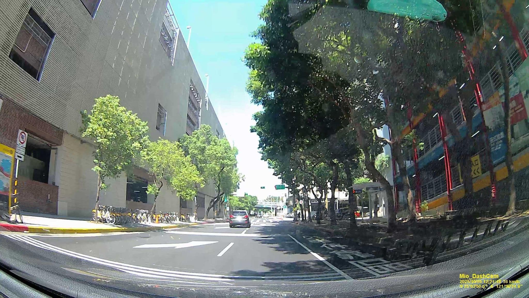 Street view near 宓琪旅館, Taipei — © hcyen (CC BY-SA · Mapillary)