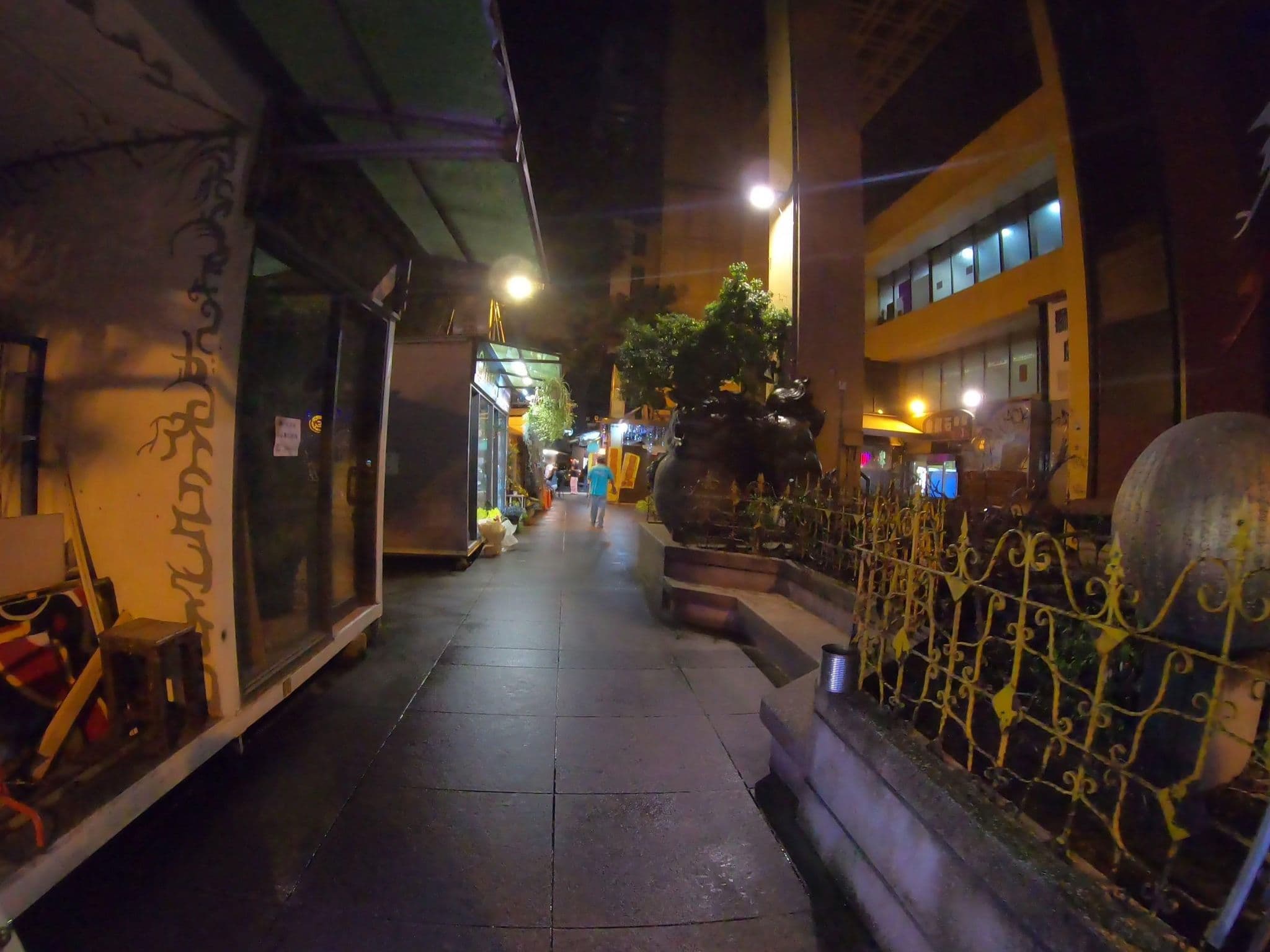 Street view near Have Fun Suite, Taipei — © algirdasc (CC BY-SA · Mapillary)