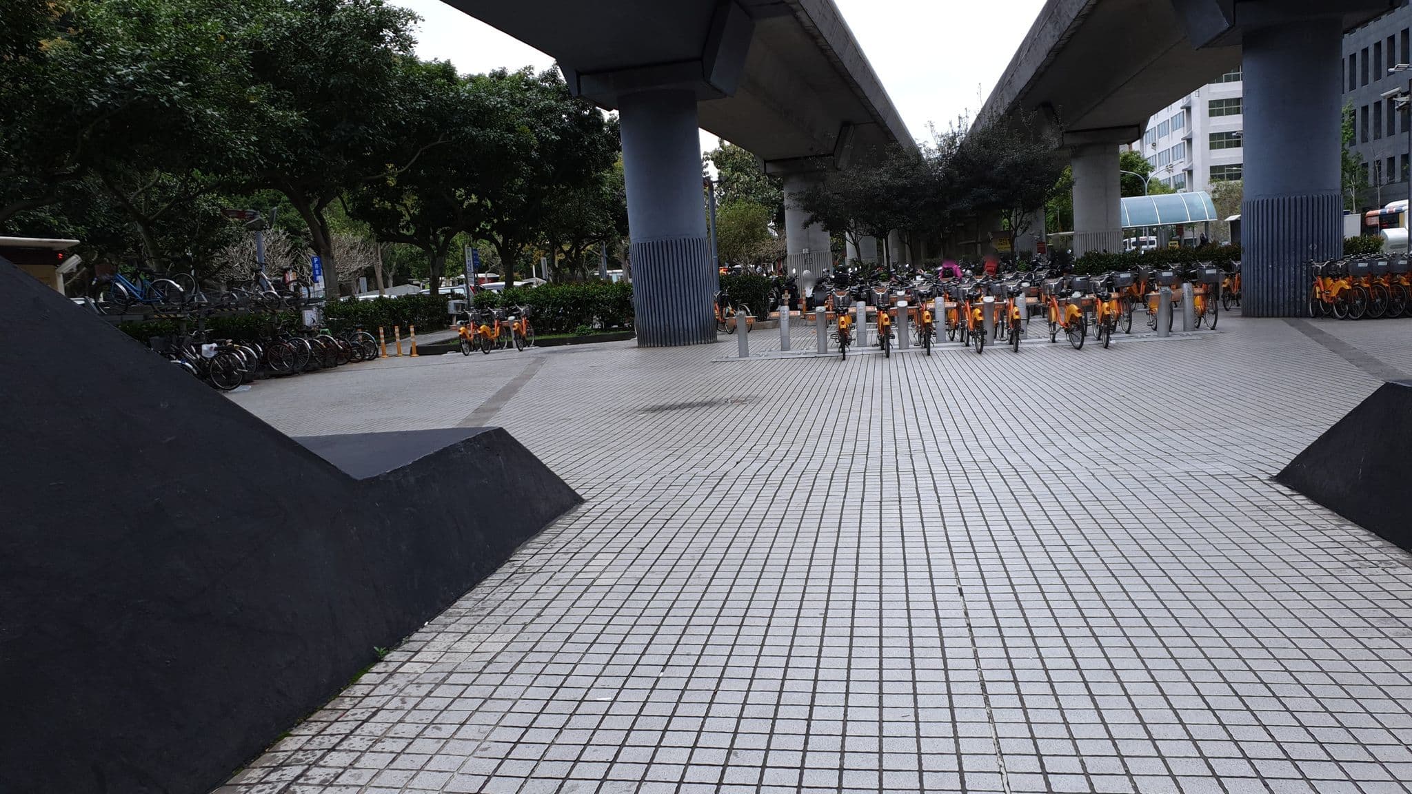 Street view near THE TANGO 天閣酒店台北士林館, Taipei — © patrikja (CC BY-SA · Mapillary)
