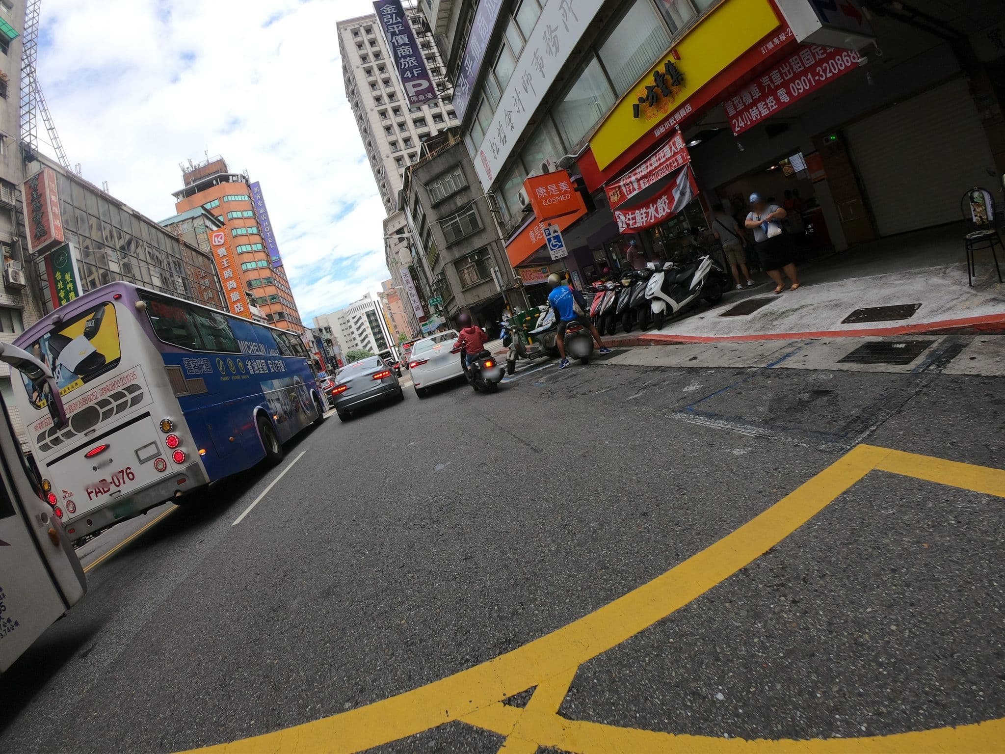 Street view near 191 旅店, Taipei — © heretpe2019 (CC BY-SA · Mapillary)