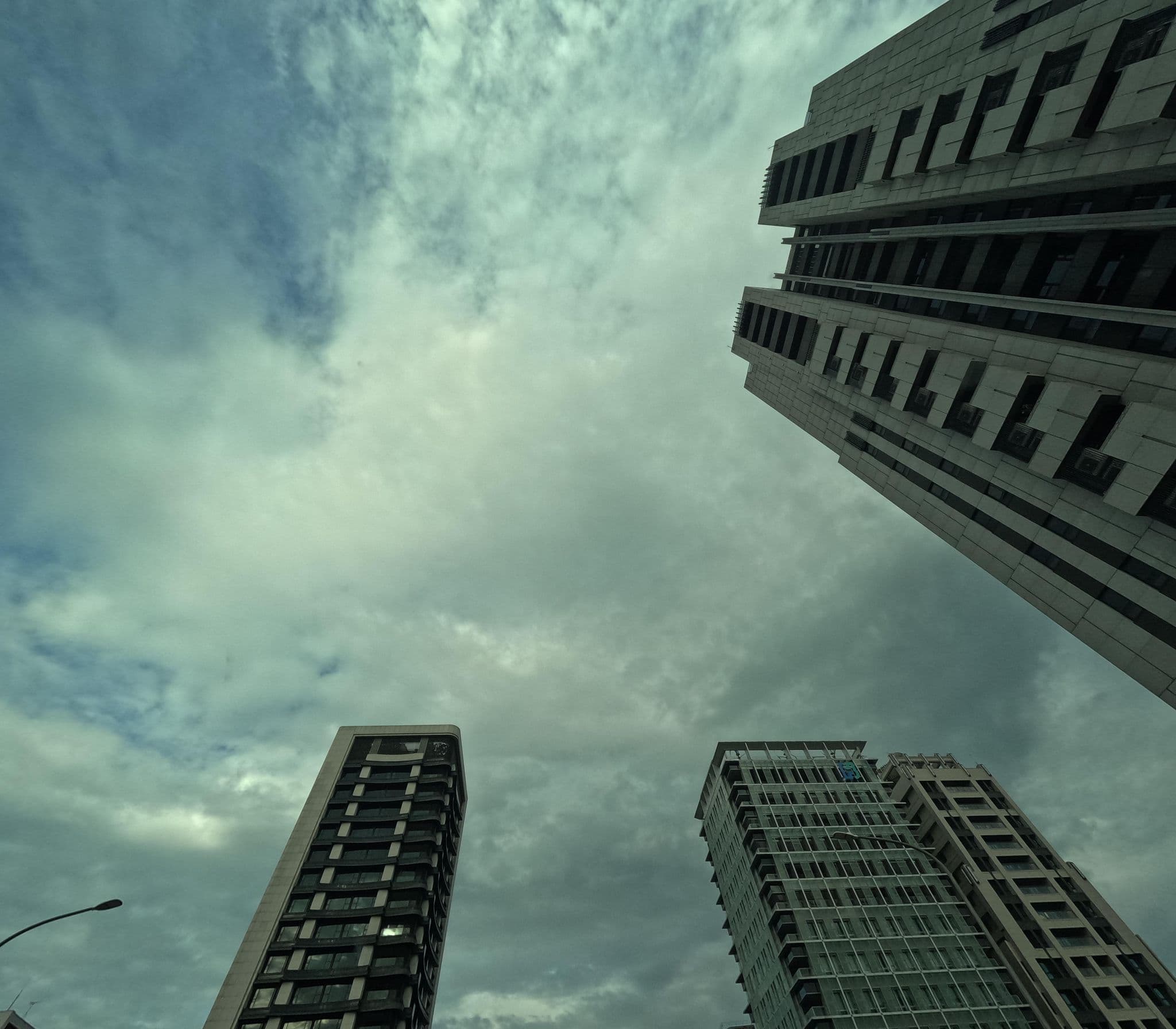 Street view near Taipei Landmark, Taipei — © alllenwang (CC BY-SA · Mapillary)
