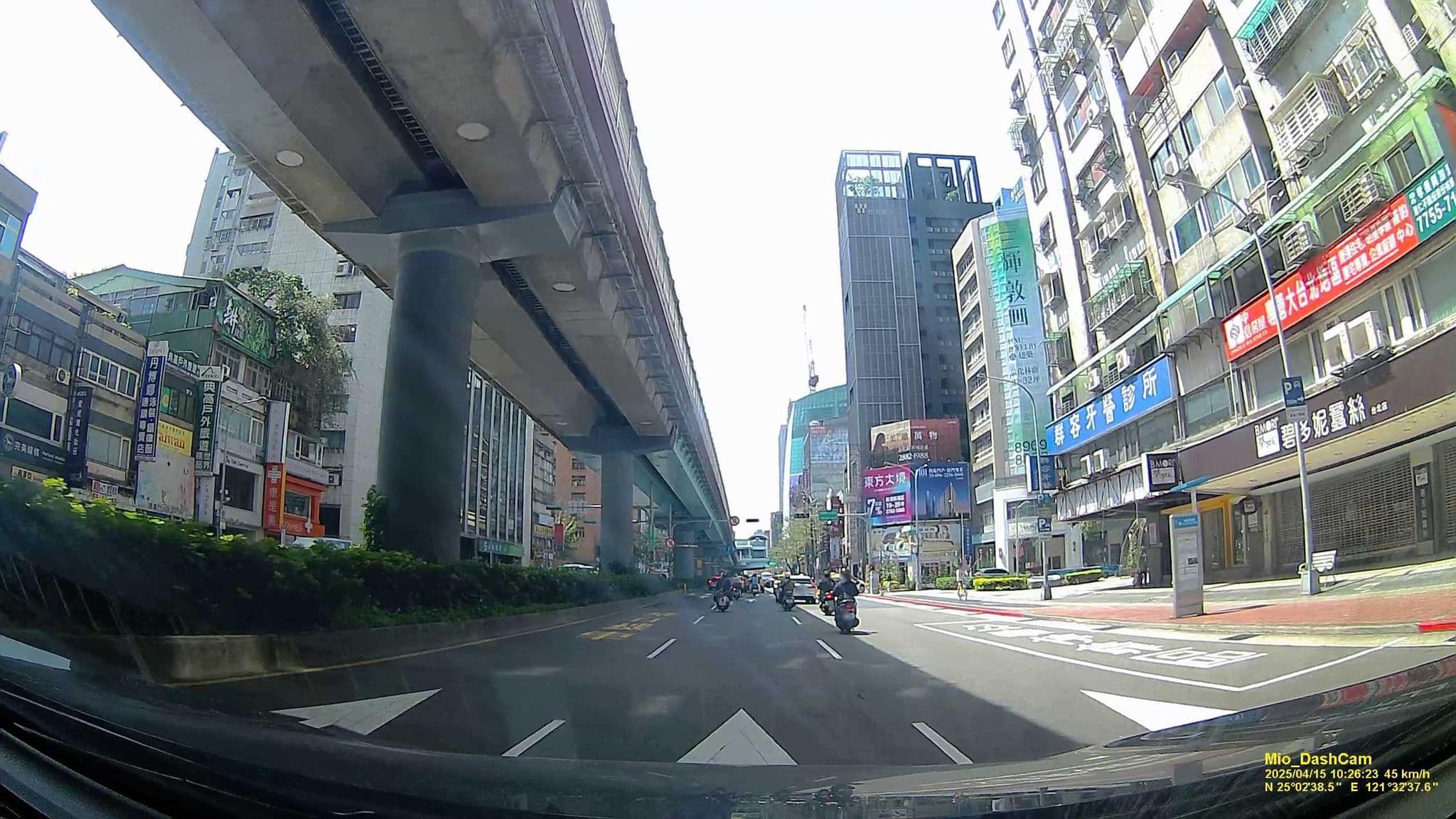 Street view near SAC, Taipei — © hcyen (CC BY-SA · Mapillary)
