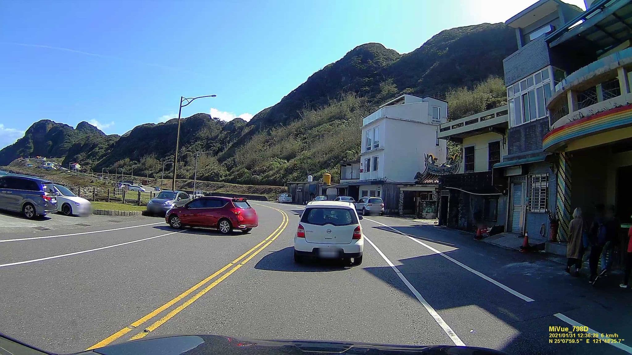 Street view near 魚礁十五號民宿 fish home 15, Jiufen — © hcyen (CC BY-SA · Mapillary)