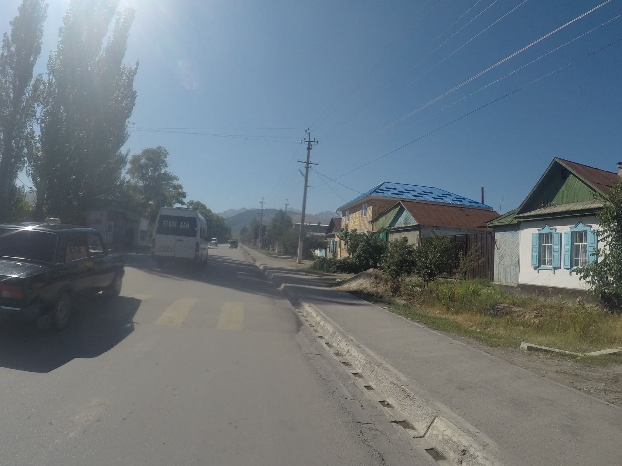 Street view near "Zheken" Hotel / "Жекен" Отель, Karakol — © chrisbeddow (CC BY-SA · Mapillary)