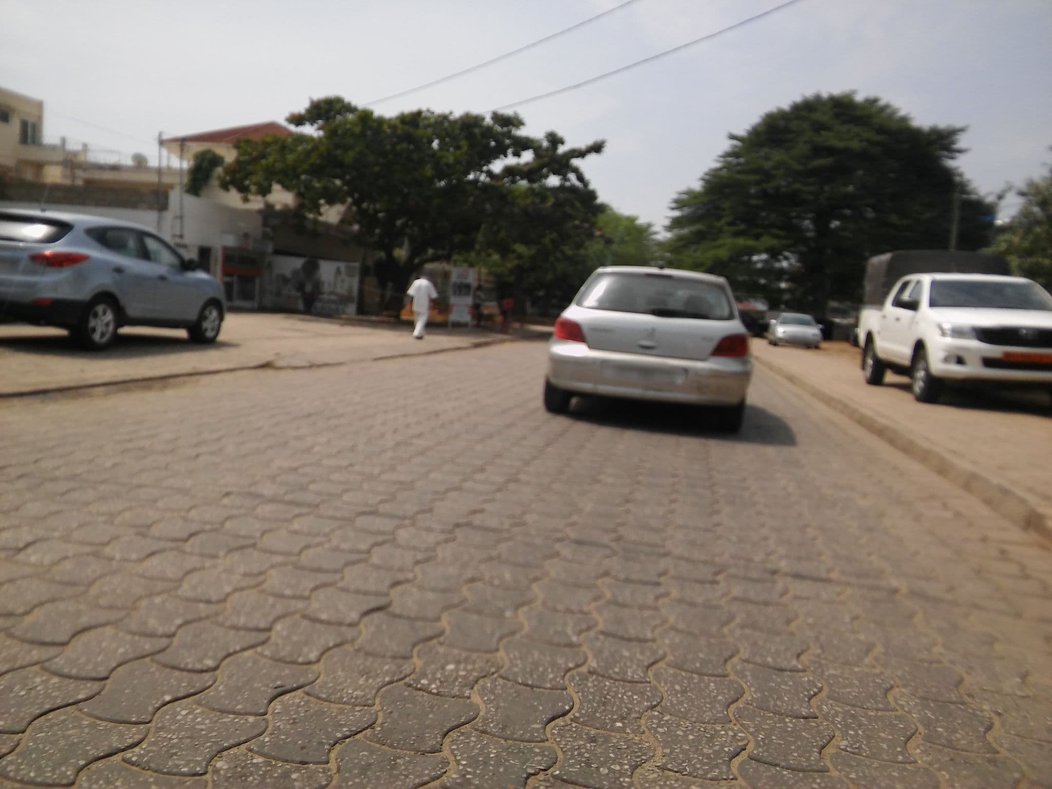 Street view near Quatre Saisons, Cotonou — © saliousoft (CC BY-SA · Mapillary)