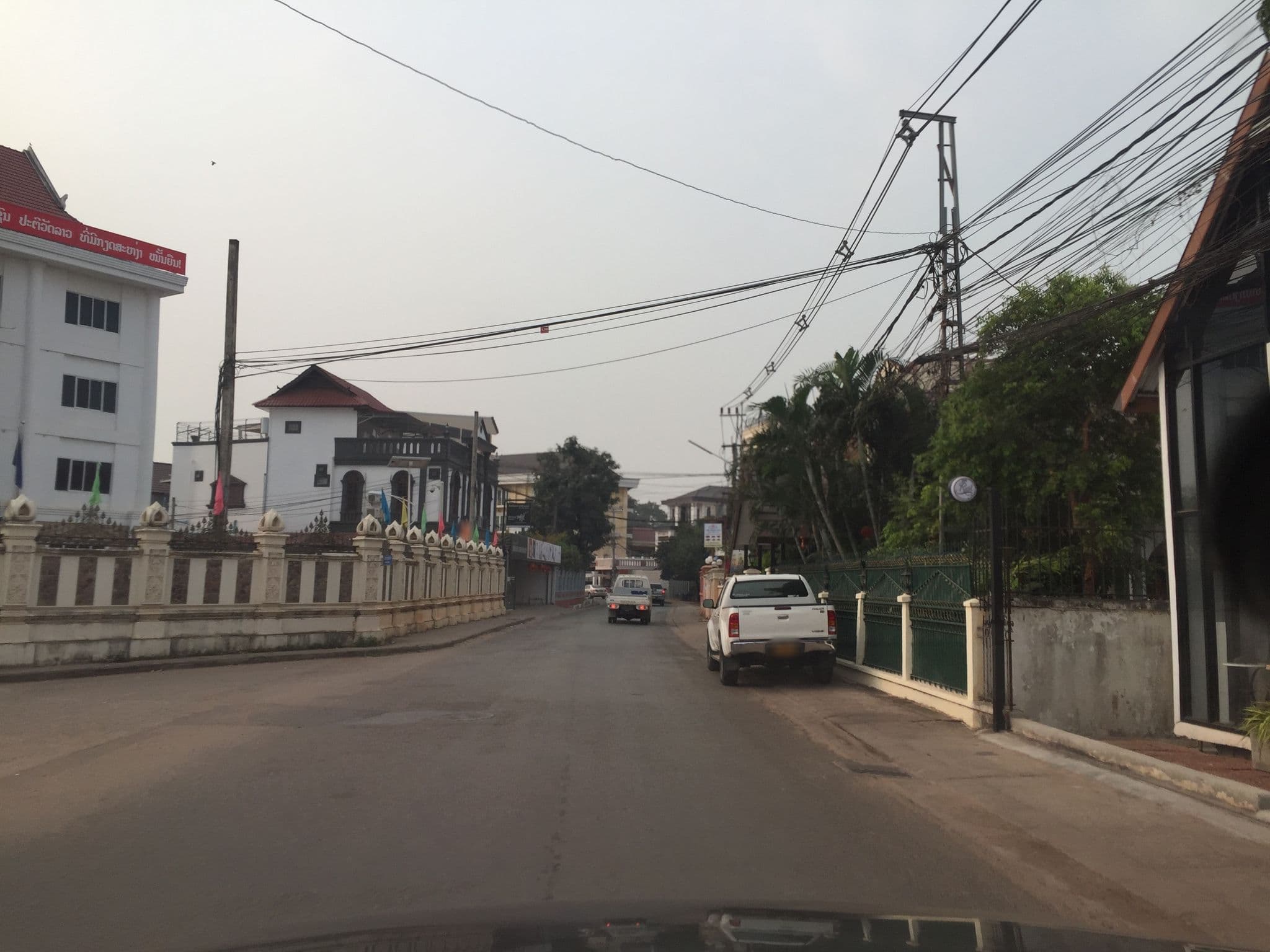 Street view near Patuxay Place Hotel, Vientiane — © tigermpwt (CC BY-SA · Mapillary)