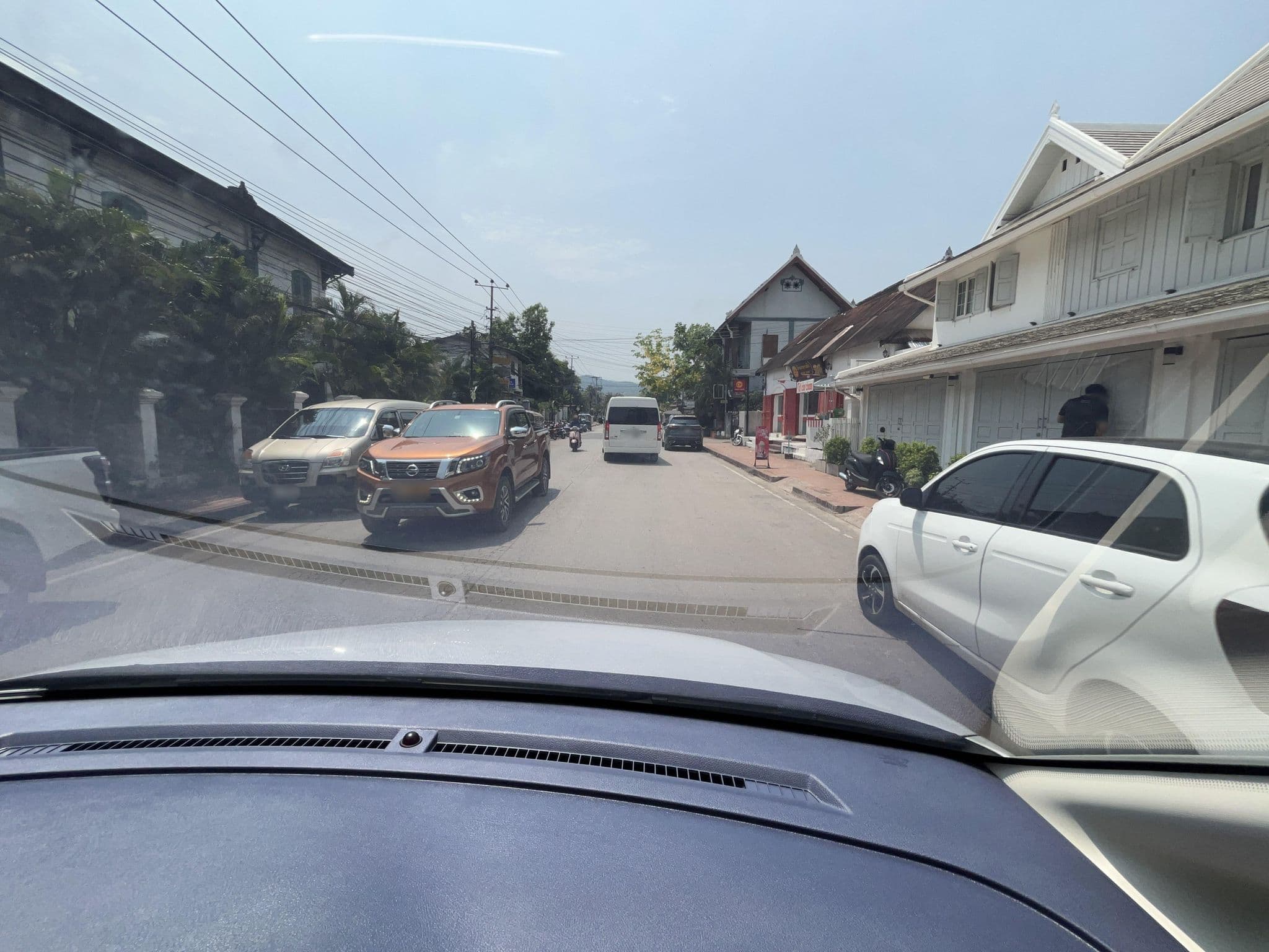 Street view near B&B Guesthouse, Luang Prabang — © naokiosaka (CC BY-SA · Mapillary)