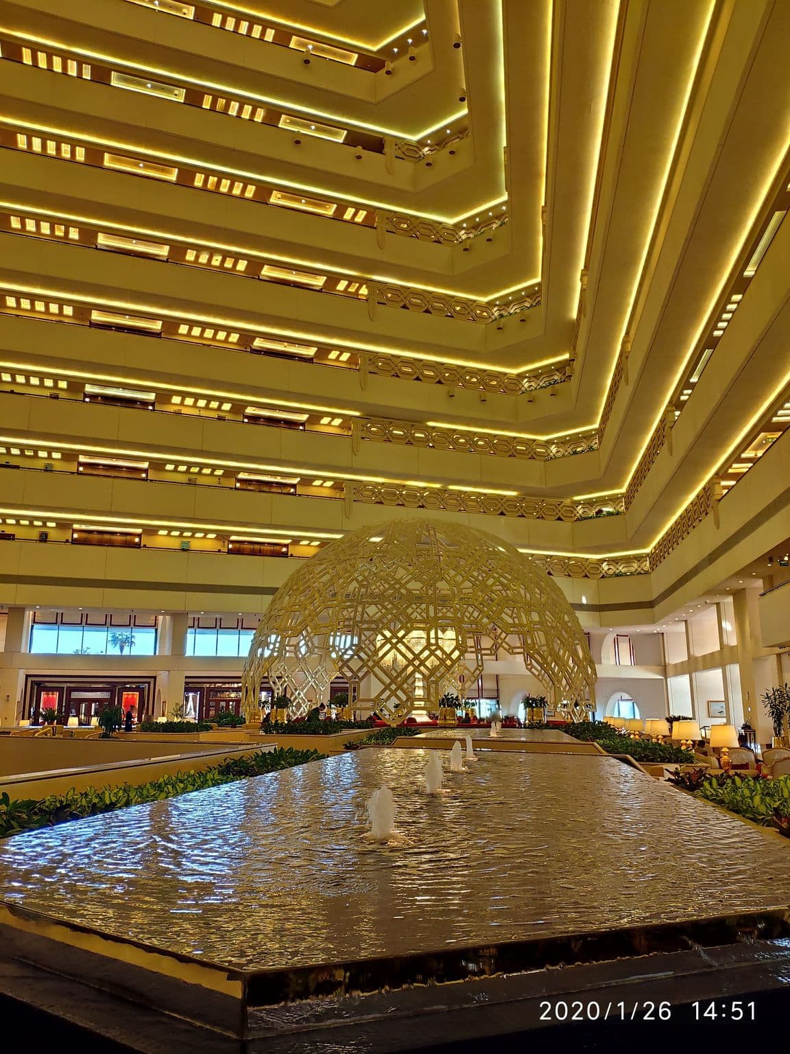 Street view near Sheraton Grand Doha Resort & Convention Hotel, Al ‘Unayzah — © km2bp (CC BY-SA · Mapillary)