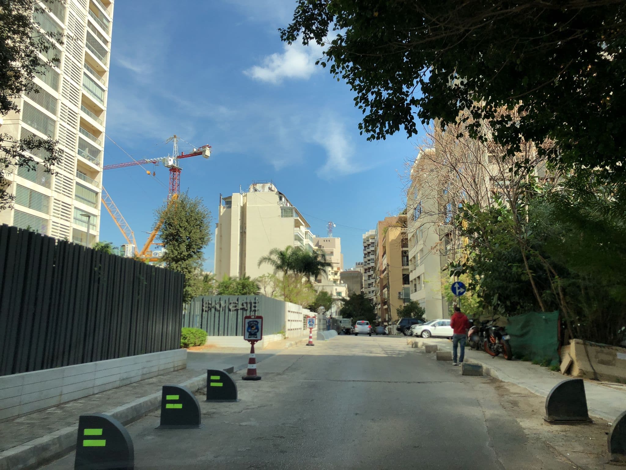 Street view near Le Gabriel, Beirut — © ronfarra (CC BY-SA · Mapillary)