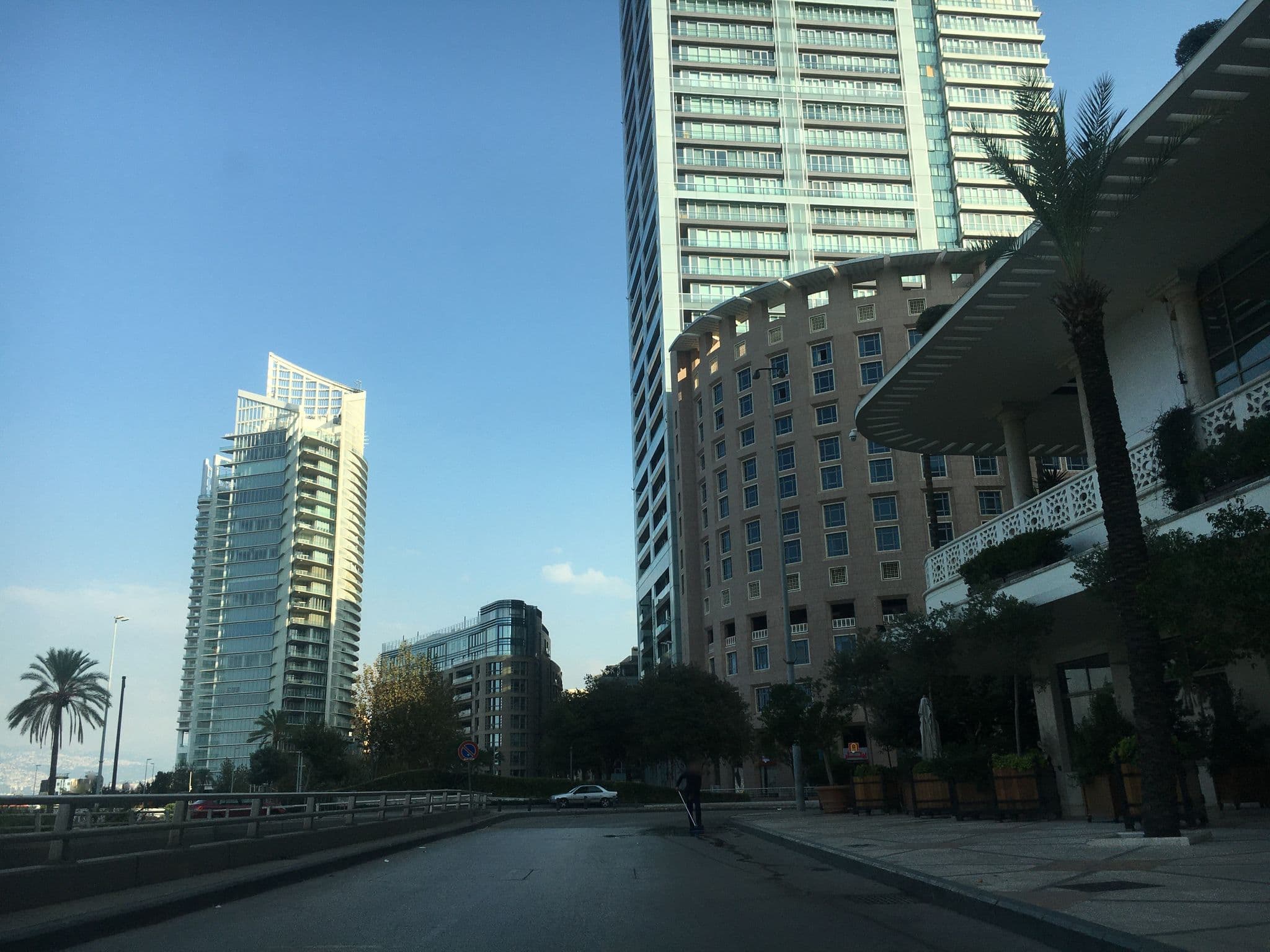 Street view near InterContinental Phoenicia Beirut, Beirut — © ziadg (CC BY-SA · Mapillary)