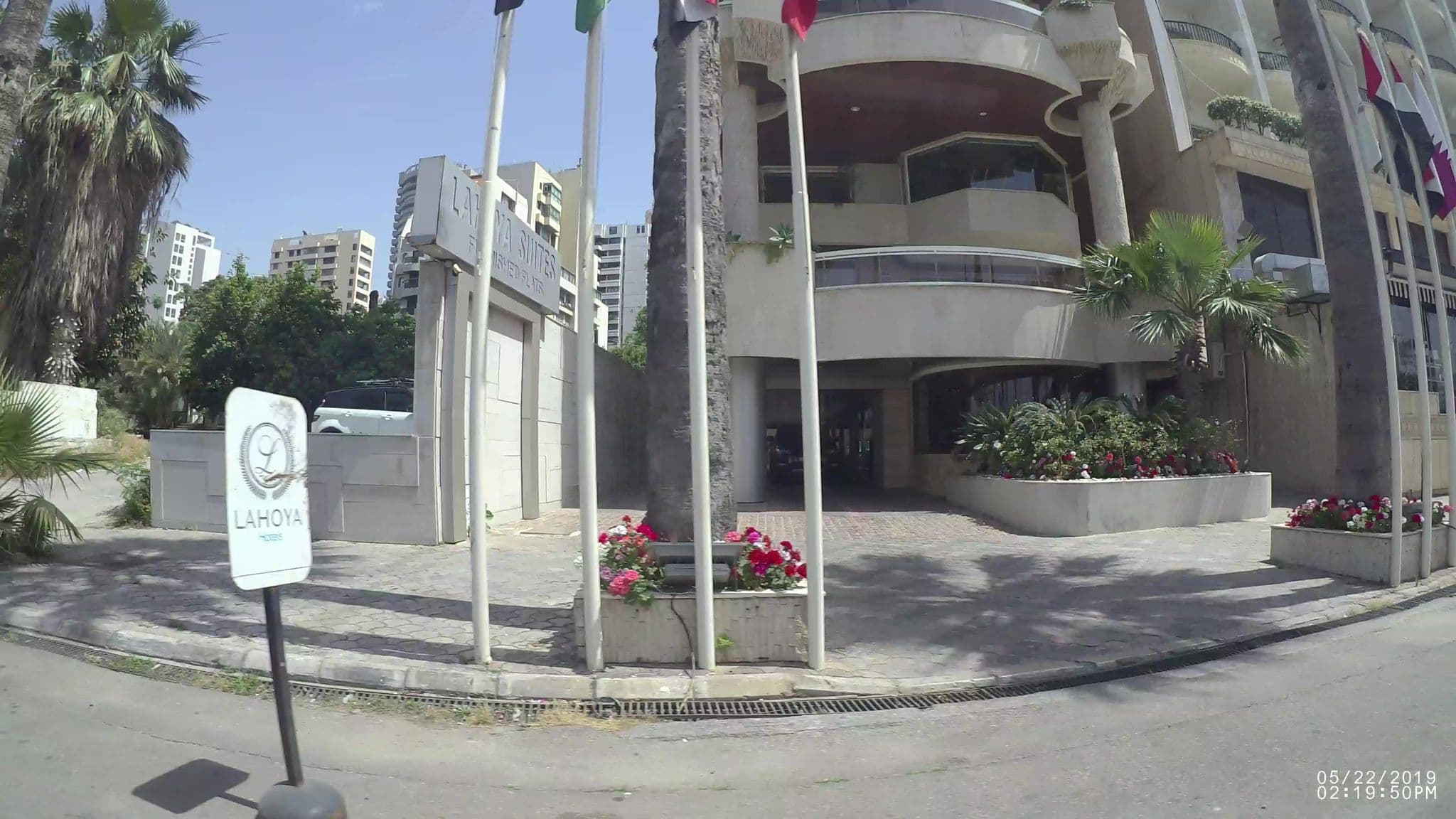 Street view near Lahoya Suites, Ra’s Bayrūt — © kaartcam (CC BY-SA · Mapillary)