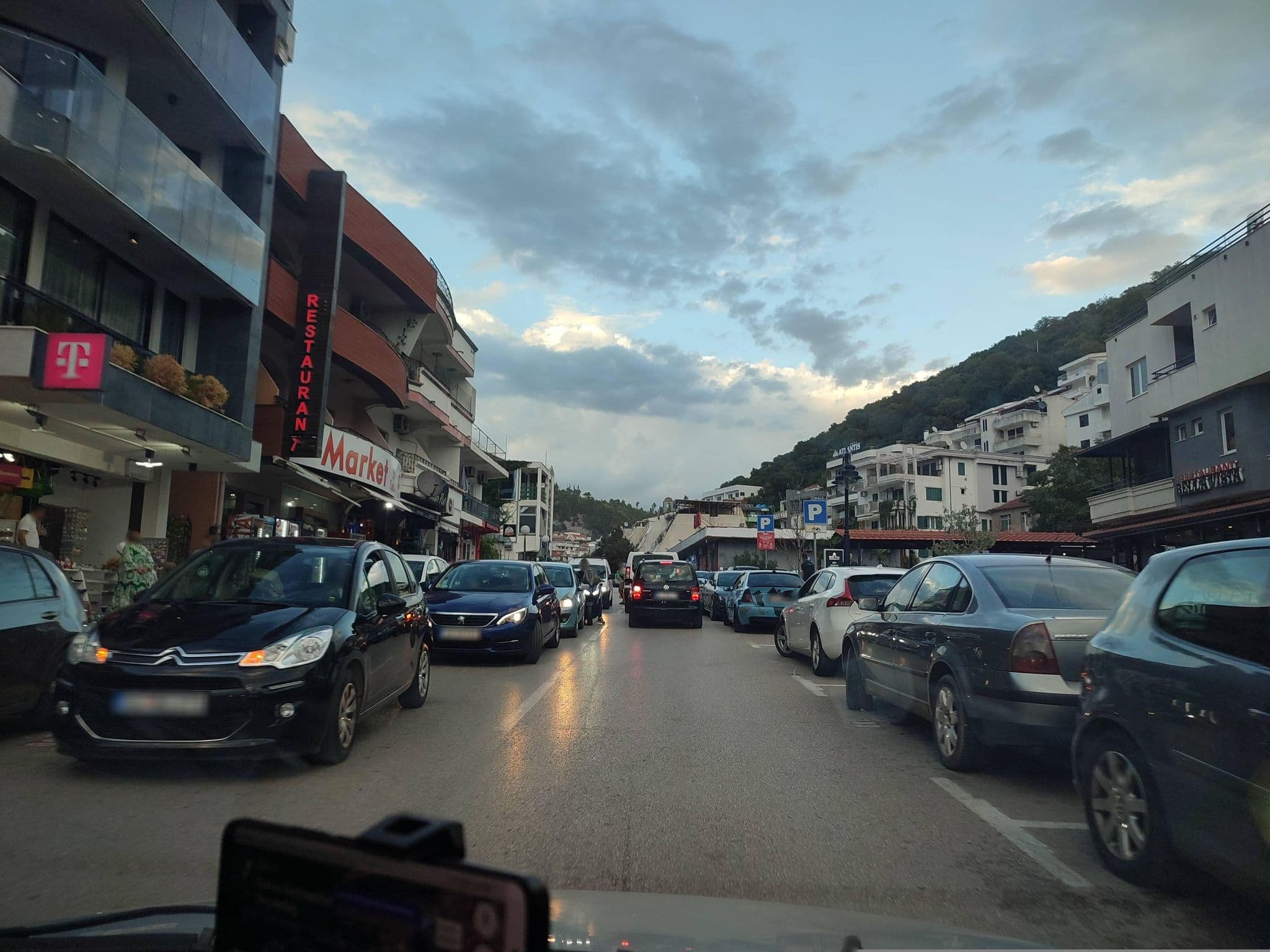 Street view near Bella Vista Apartments, Ulcinj — © pedja (CC BY-SA · Mapillary)