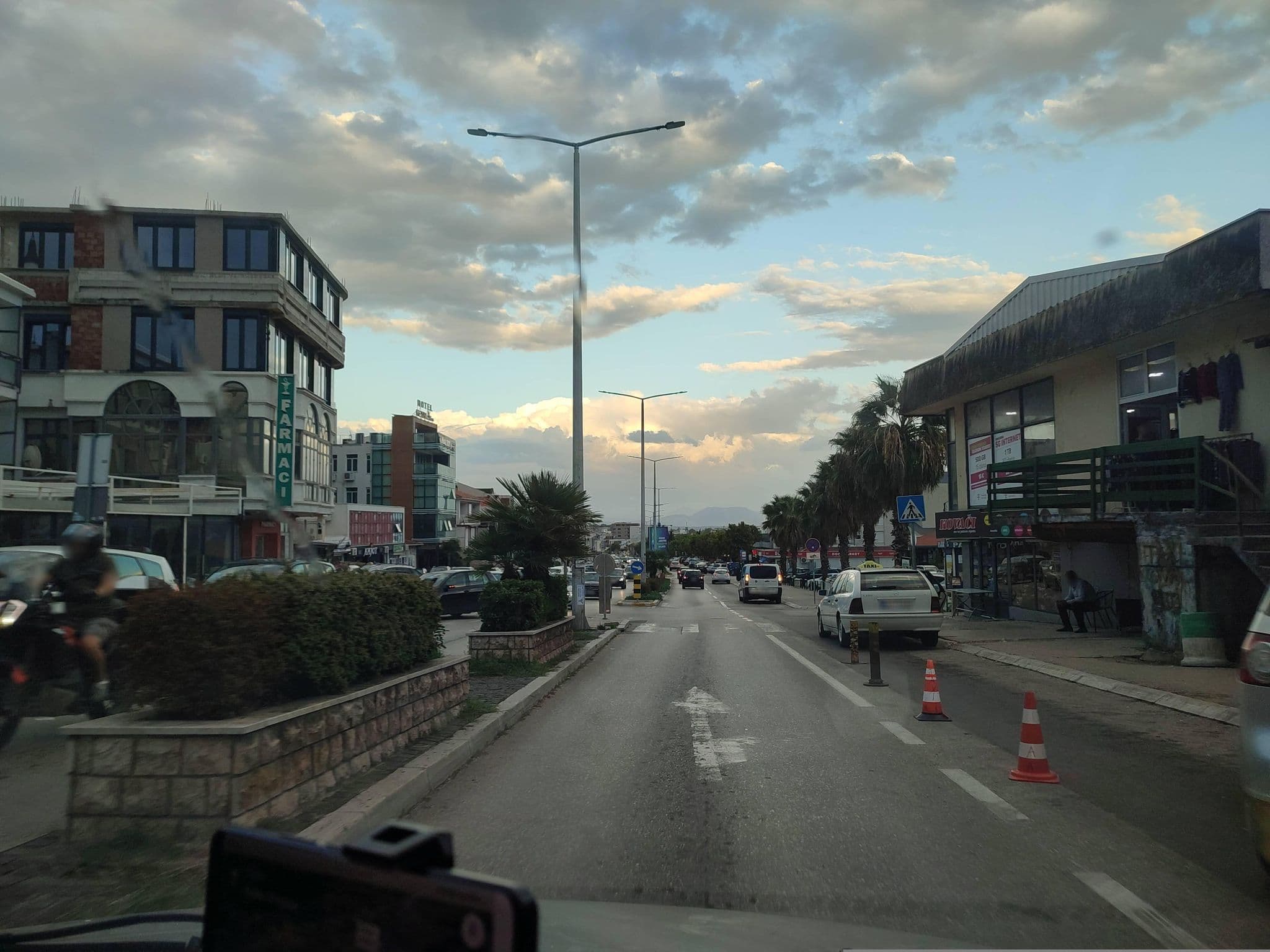 Street view near Hotel DAJTI, Ulcinj — © pedja (CC BY-SA · Mapillary)