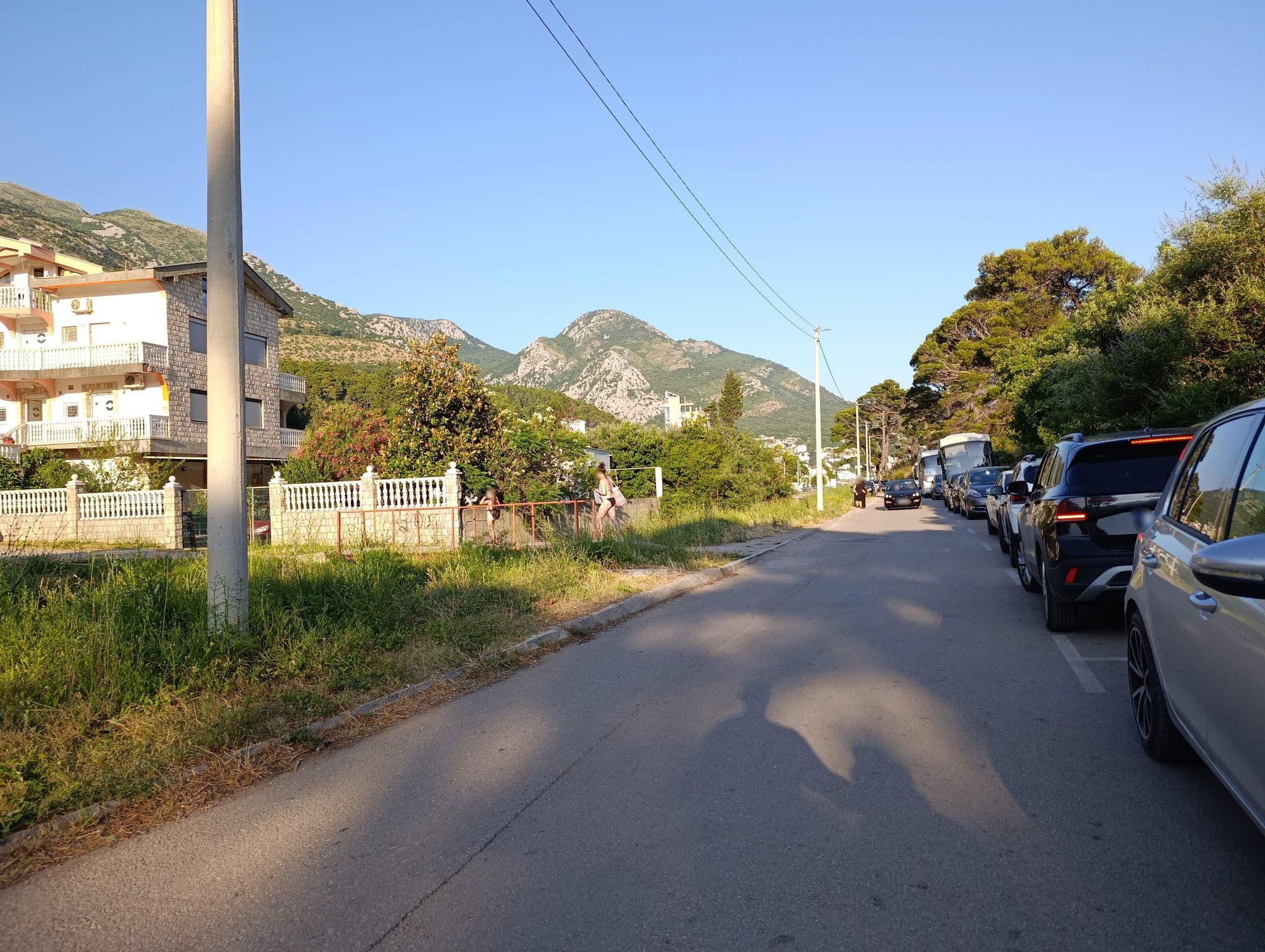 Street view near Room 17, Sutomore — © shoorick (CC BY-SA · Mapillary)